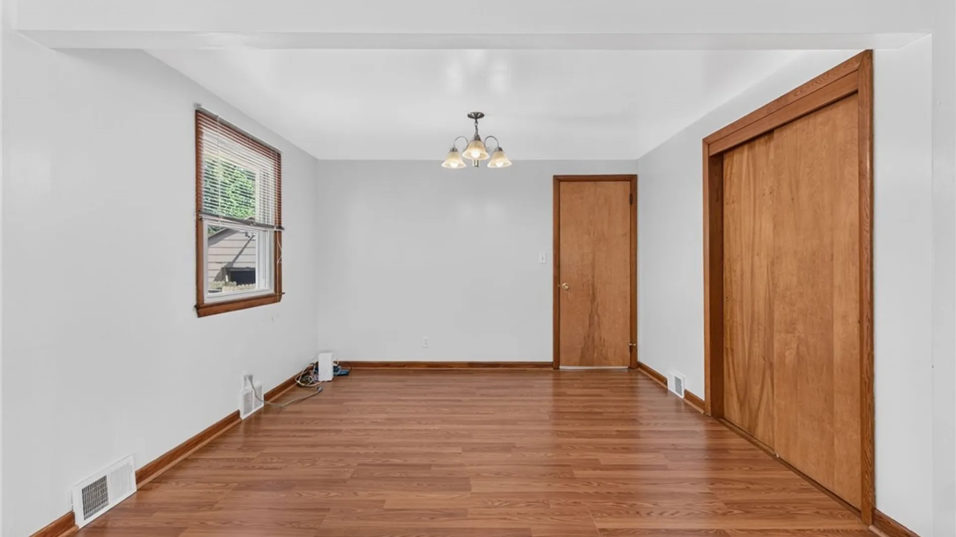 Property at 246 Dupont Avenue, Tonawanda, NY 14150 16
