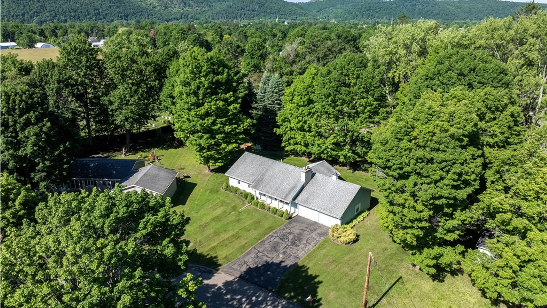 Property at 24 Clubview Drive, Bath, NY 14810 7