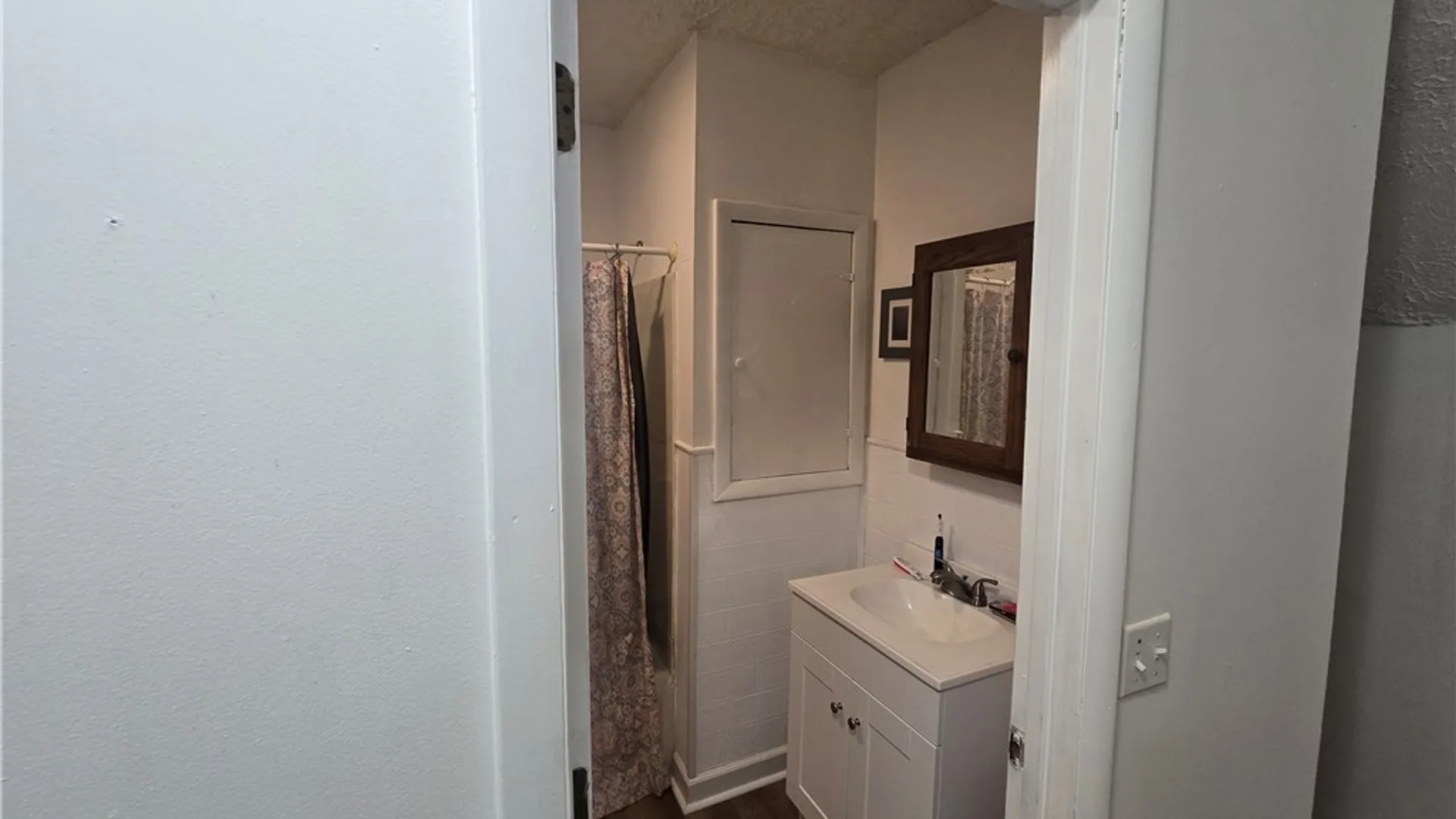 Property at 27 N Genesee Street, Geneva City, NY 14456 10
