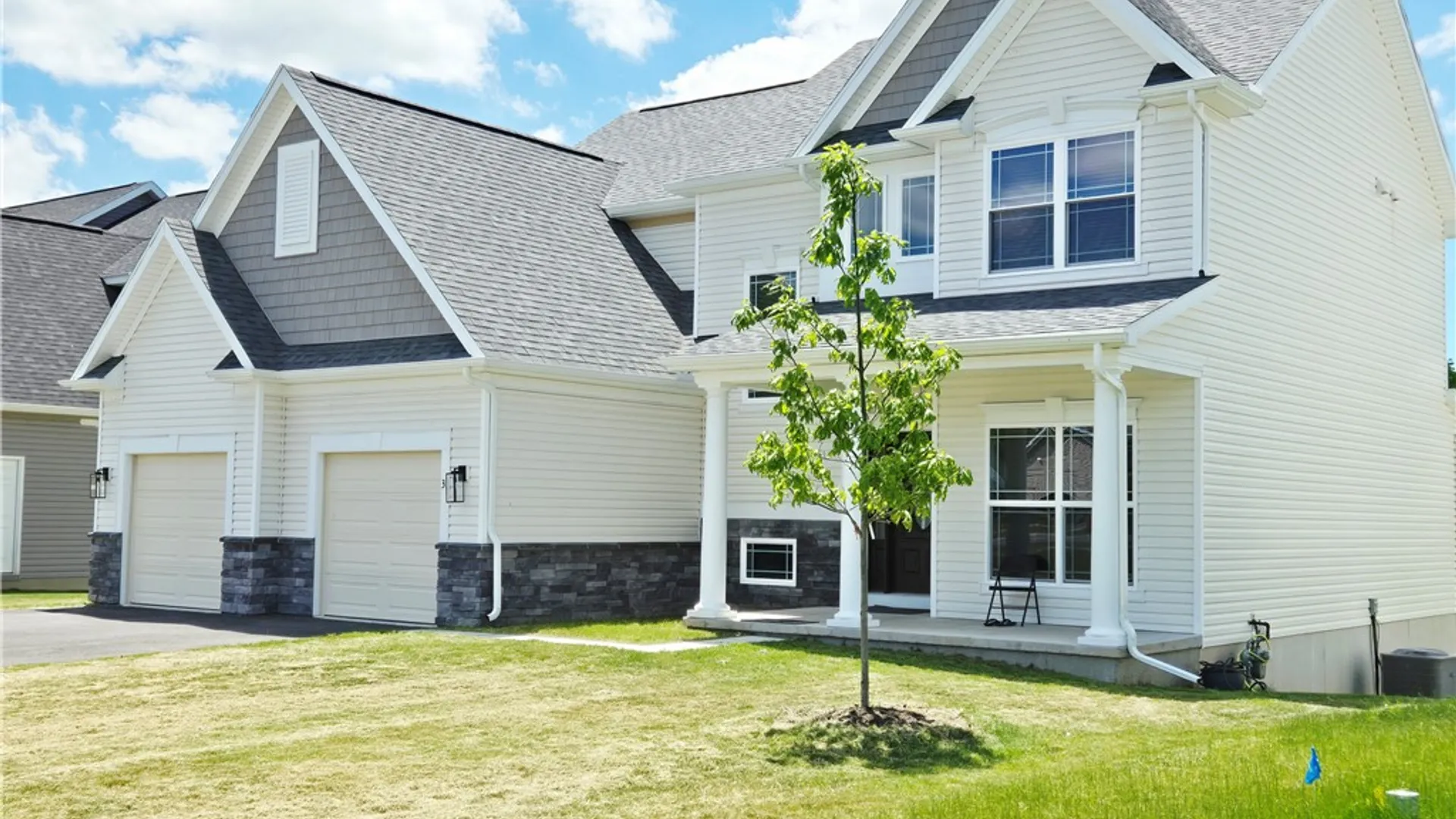 Property at 31 Kingsbarn Road, Henrietta, NY 14586 6