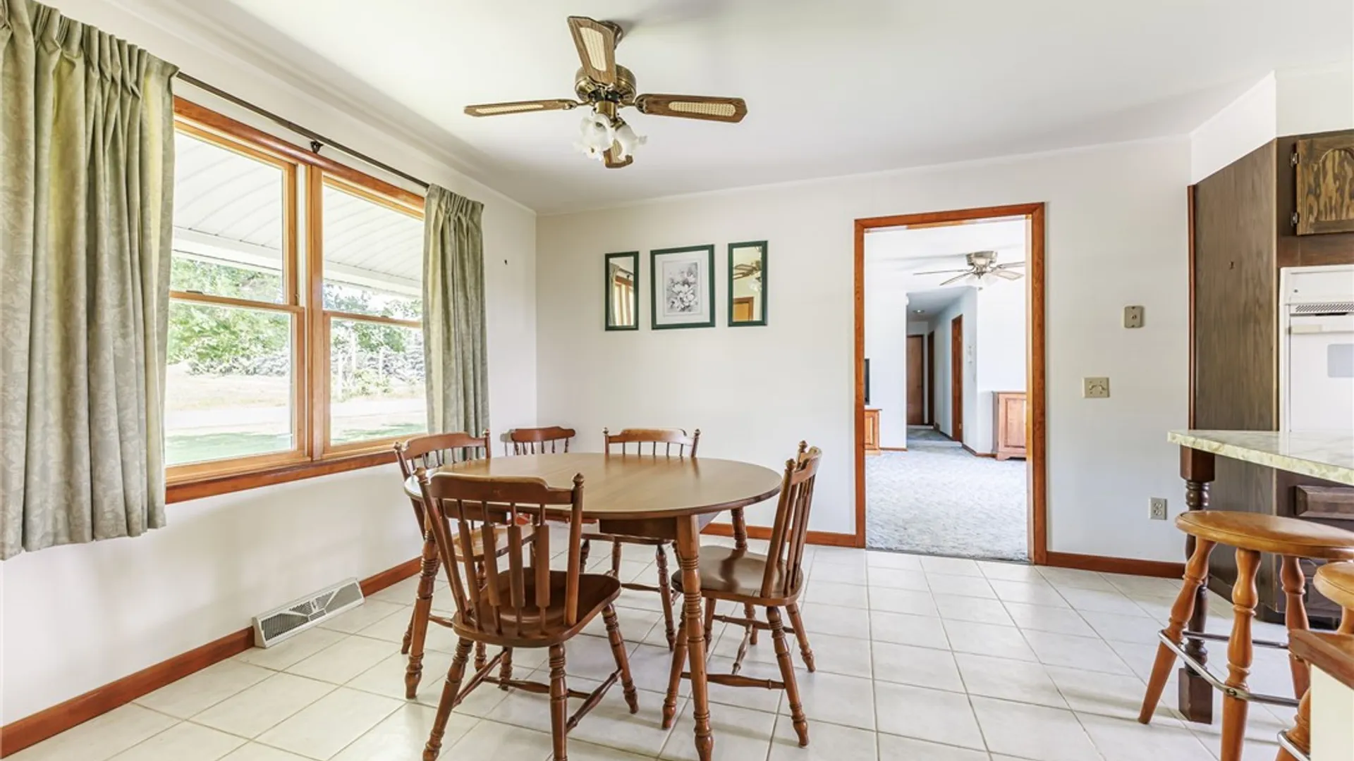 Property at 4151 Main Street, York, NY 14533 17