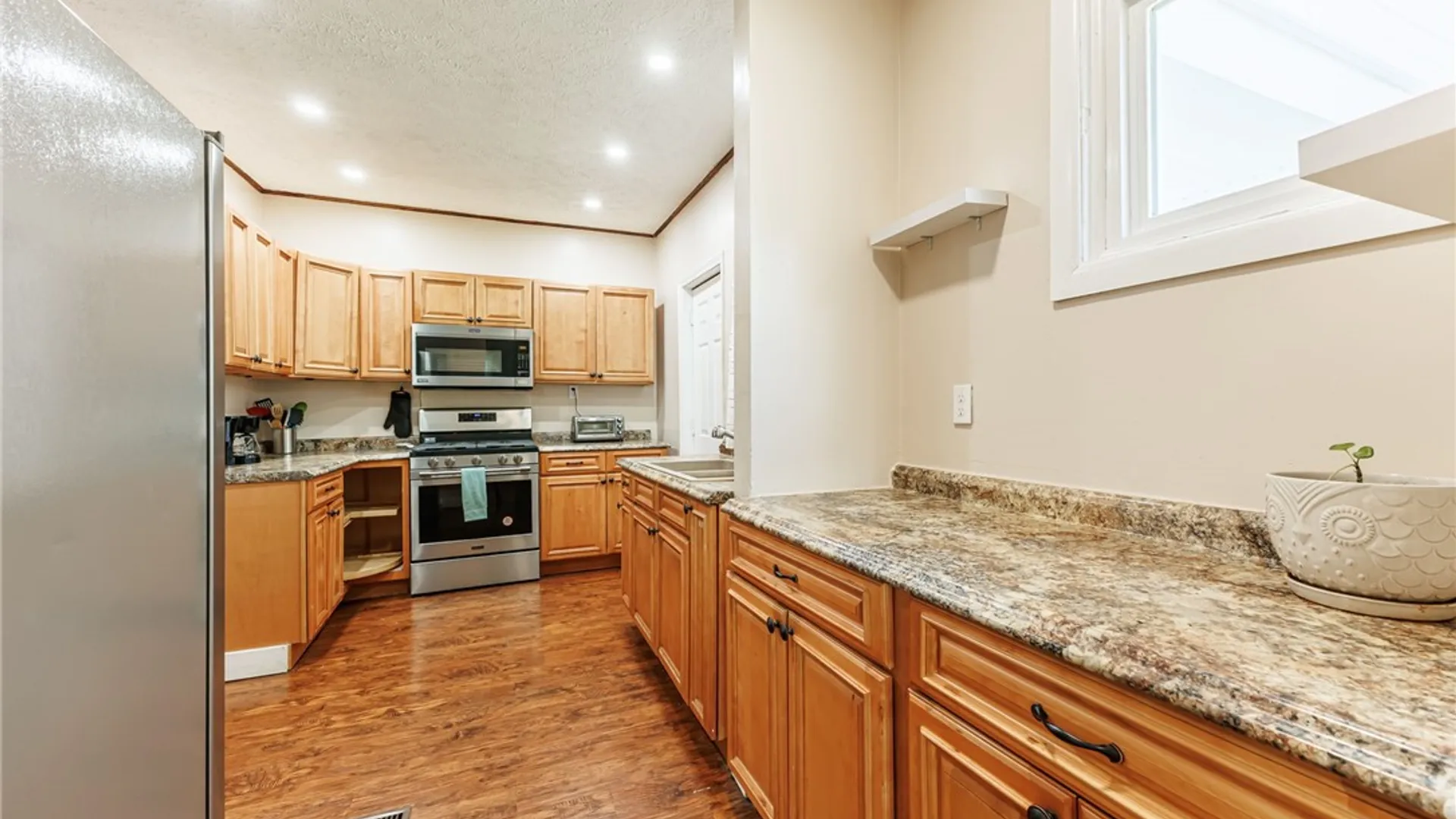 Property at 29 W High Terrace, Rochester, NY 14619 12