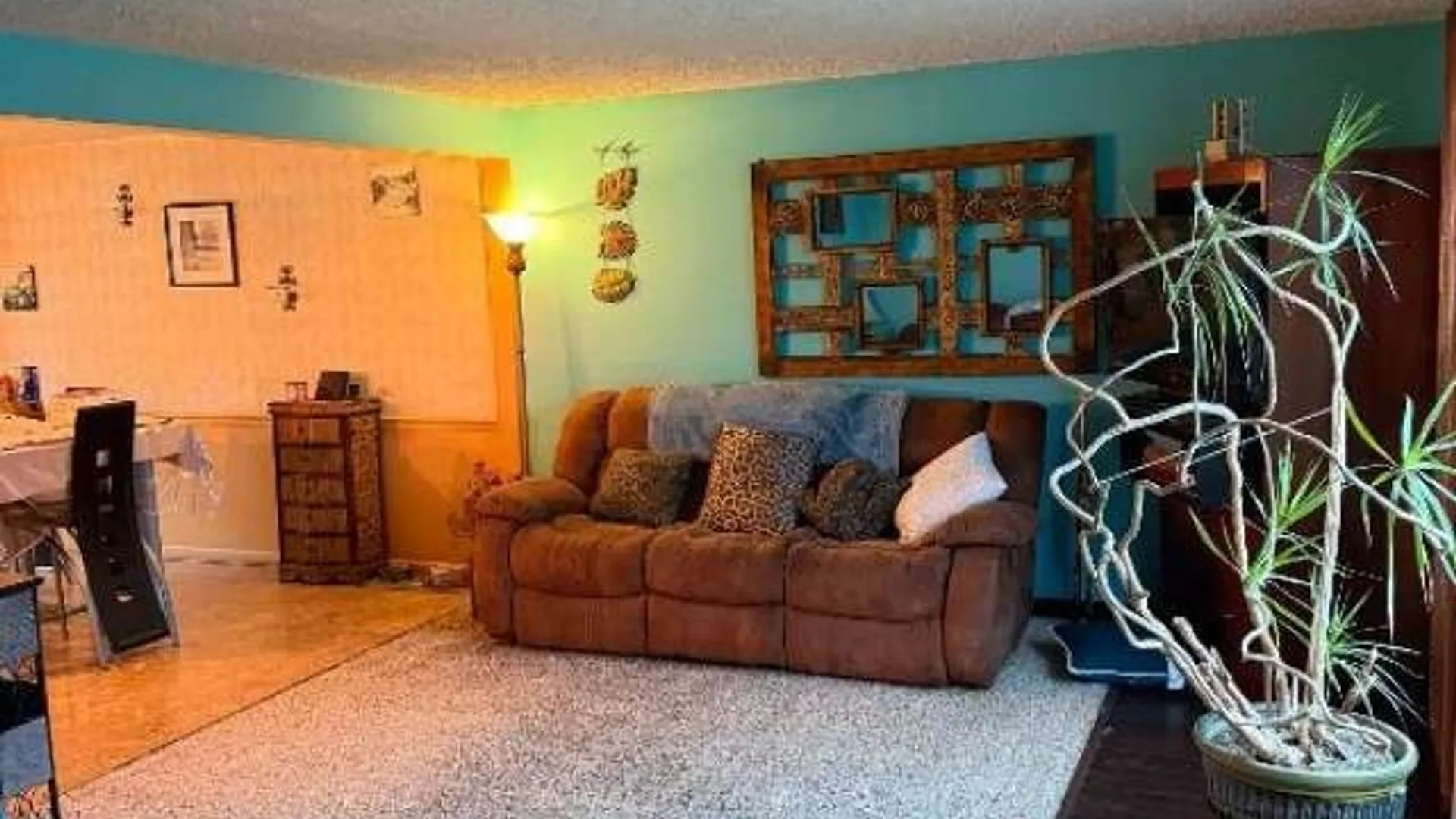 Property at 32 E Bihrwood Drive, West Seneca, NY 14224 41