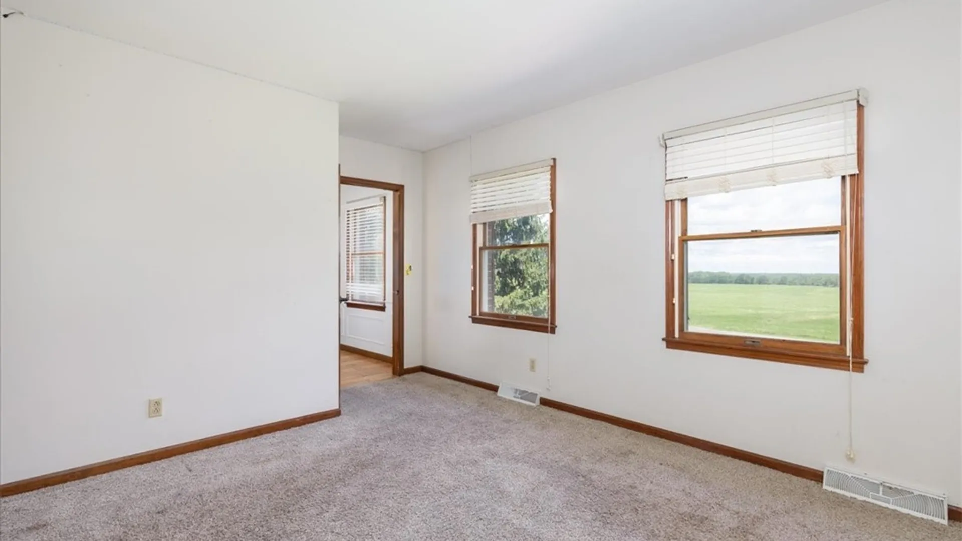 Property at 534 Akron Road, Pembroke, NY 14001 20