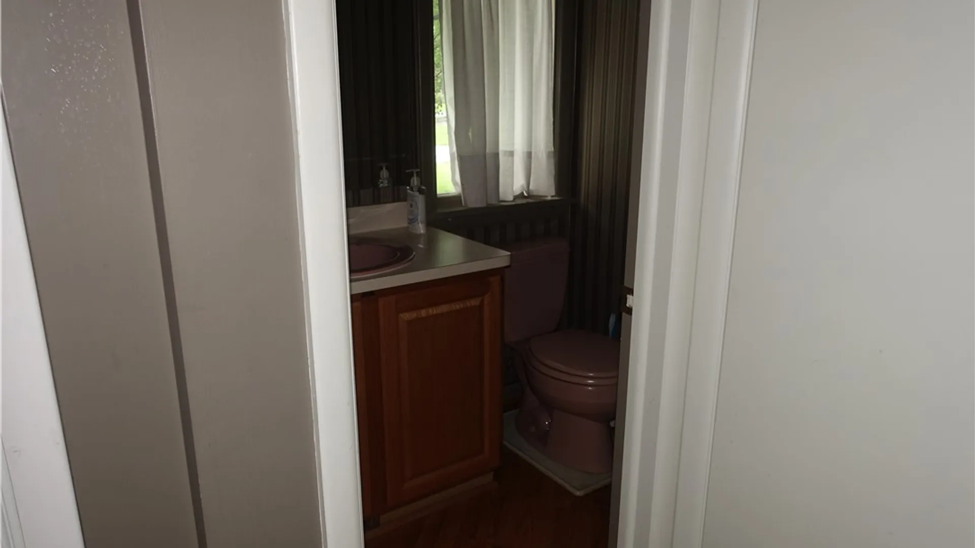 Property at 15 Valewood Run, Penfield, NY 14526 30