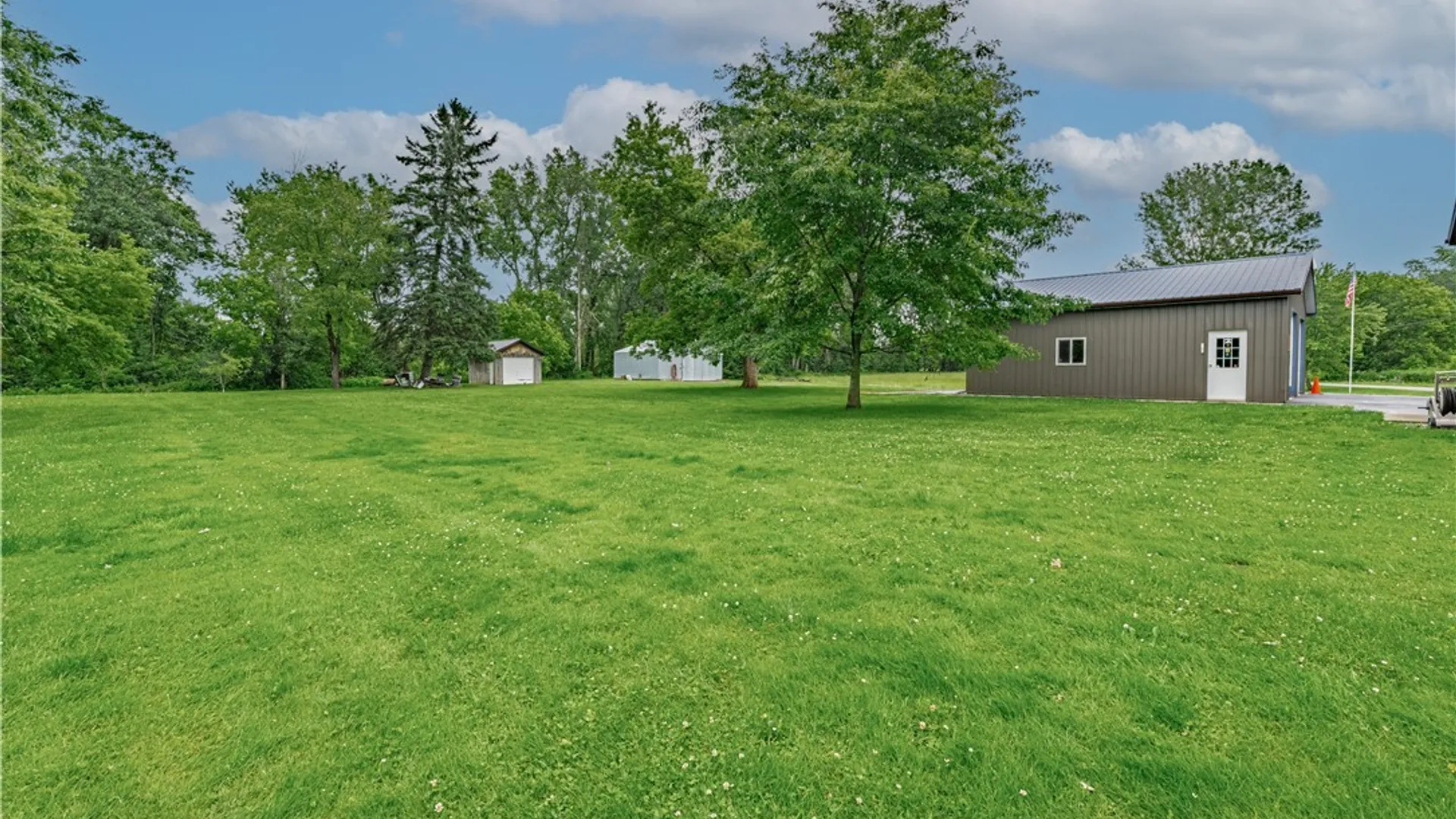 Property at 9273 Foote Road, Royalton, NY 14001 40