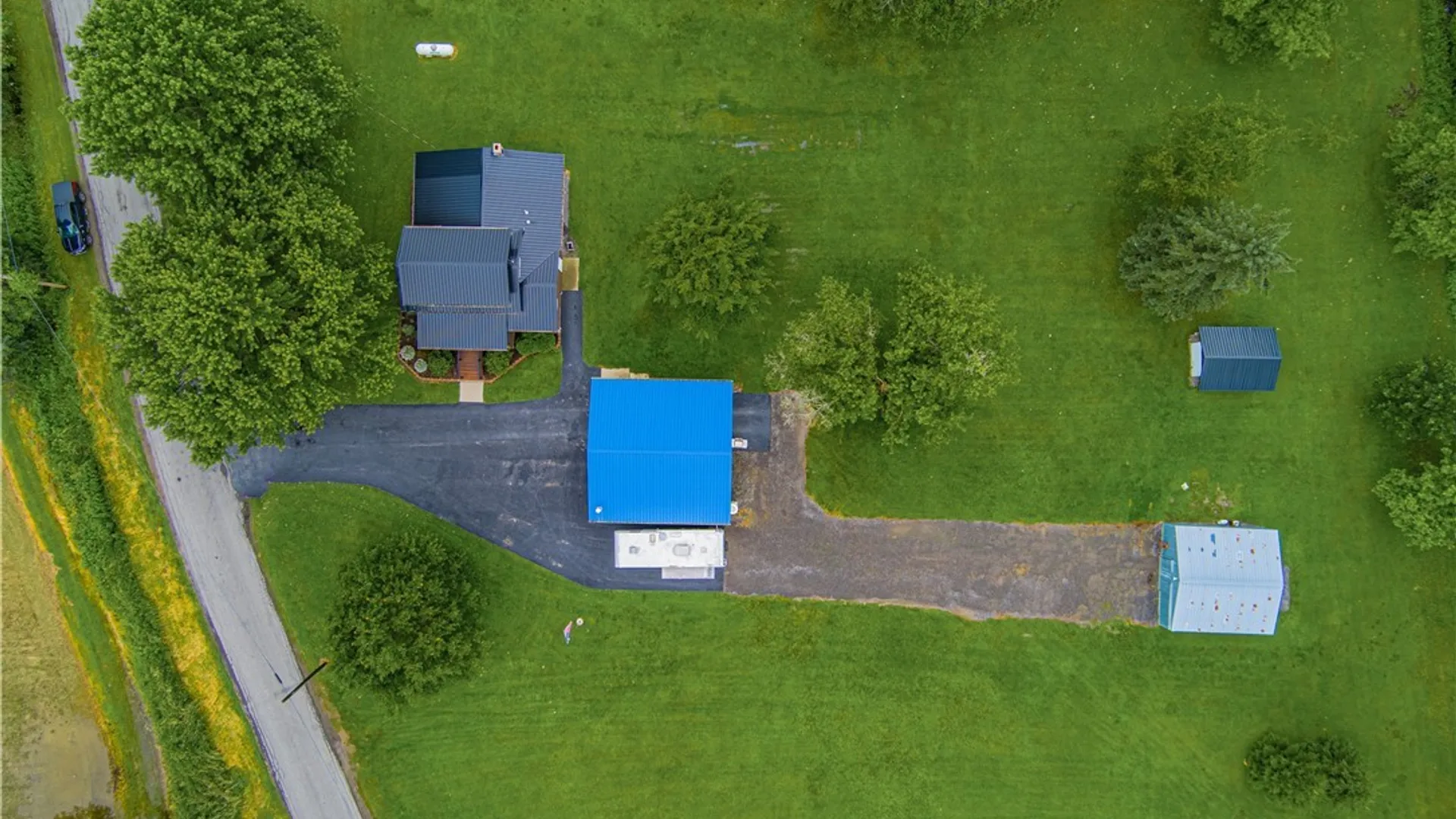 Property at 9273 Foote Road, Royalton, NY 14001 42