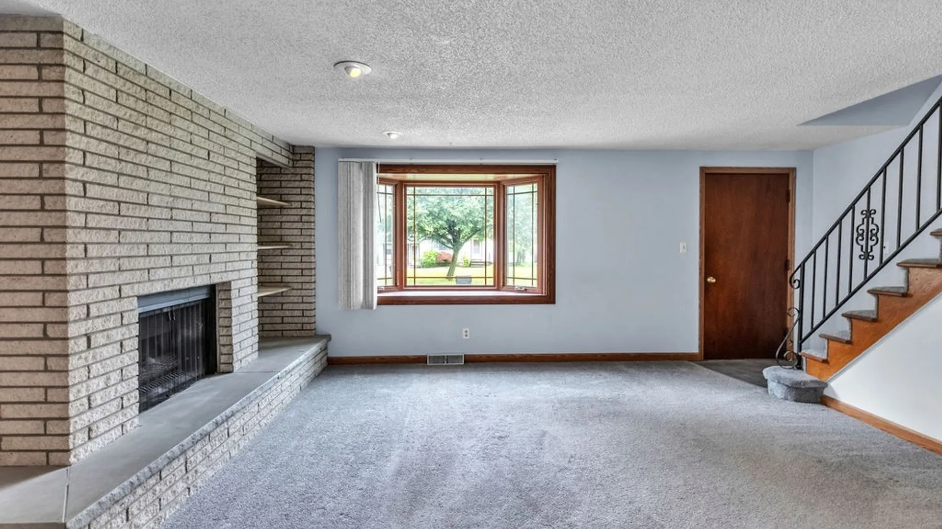 Property at 20 Nicholas Drive, Tonawanda, NY 14150 6