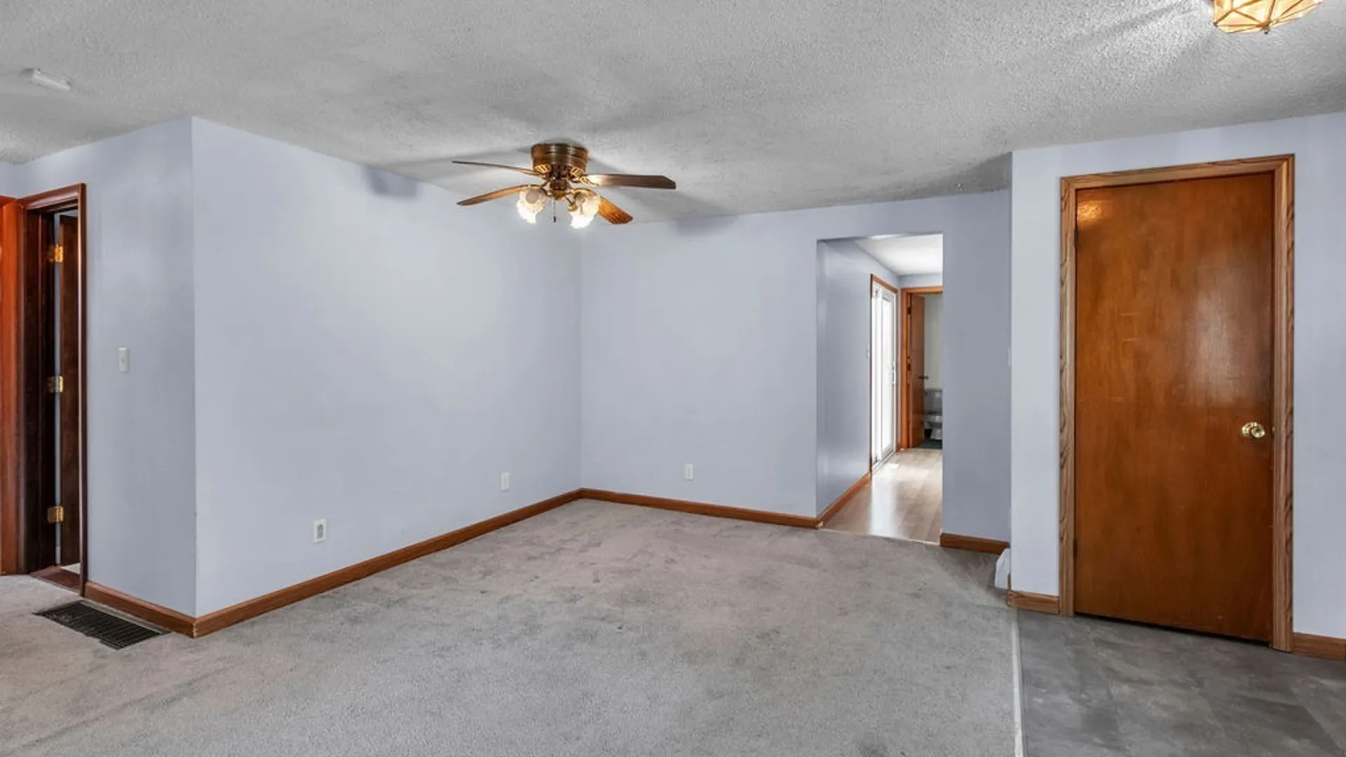 Property at 20 Nicholas Drive, Tonawanda, NY 14150 9