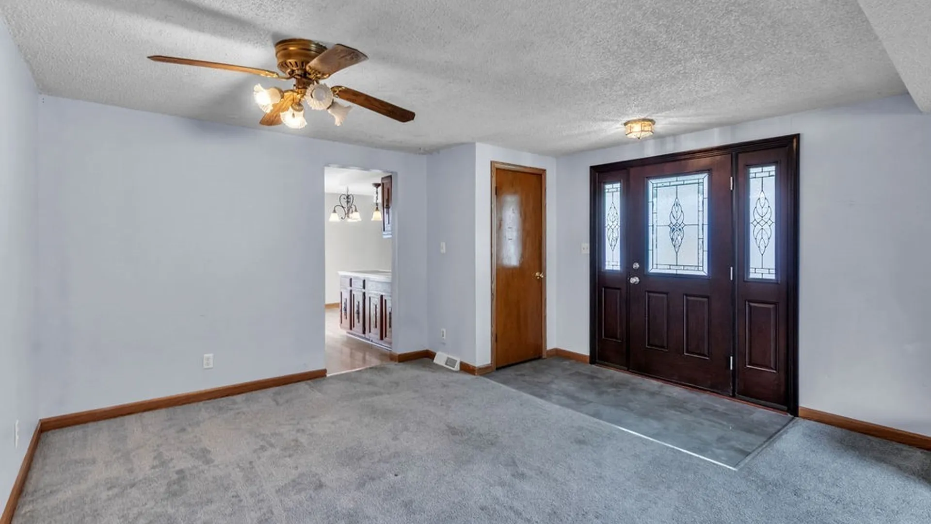 Property at 20 Nicholas Drive, Tonawanda, NY 14150 10