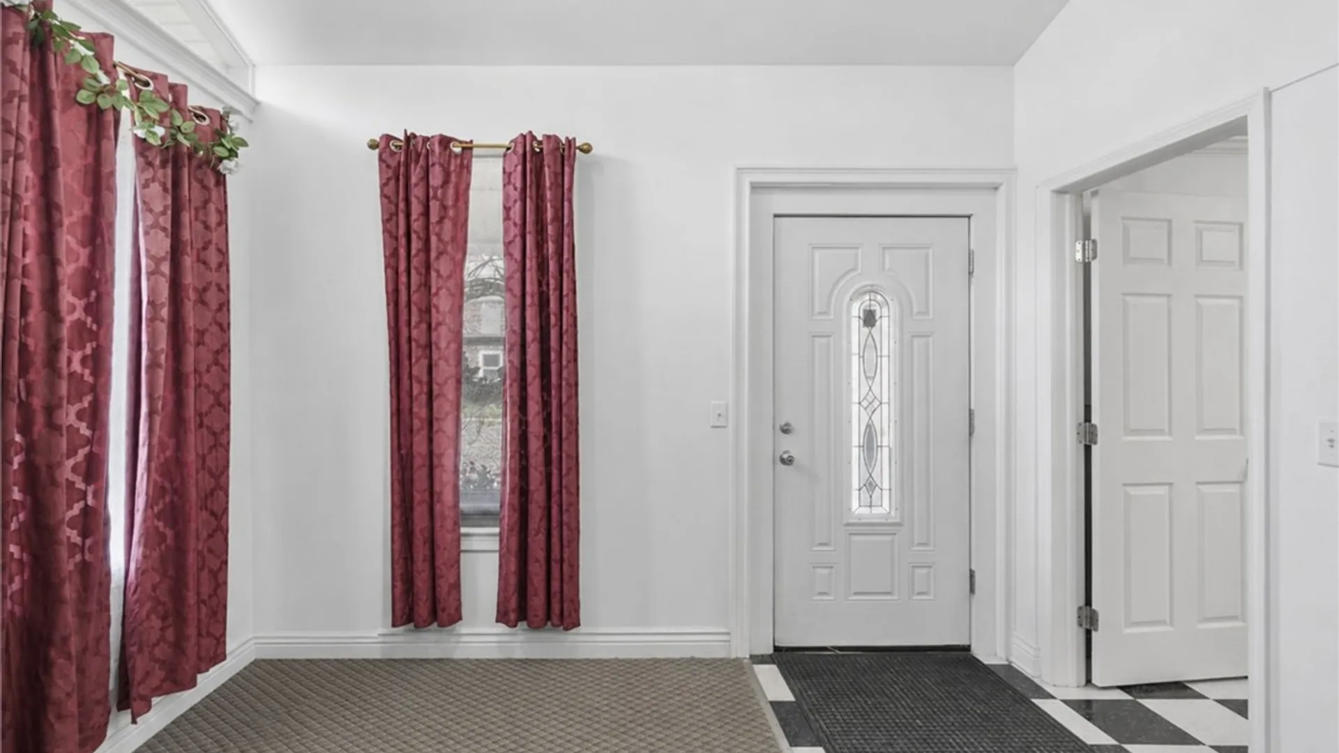 Property at 2096 College Avenue, Elmira, NY 14903 16