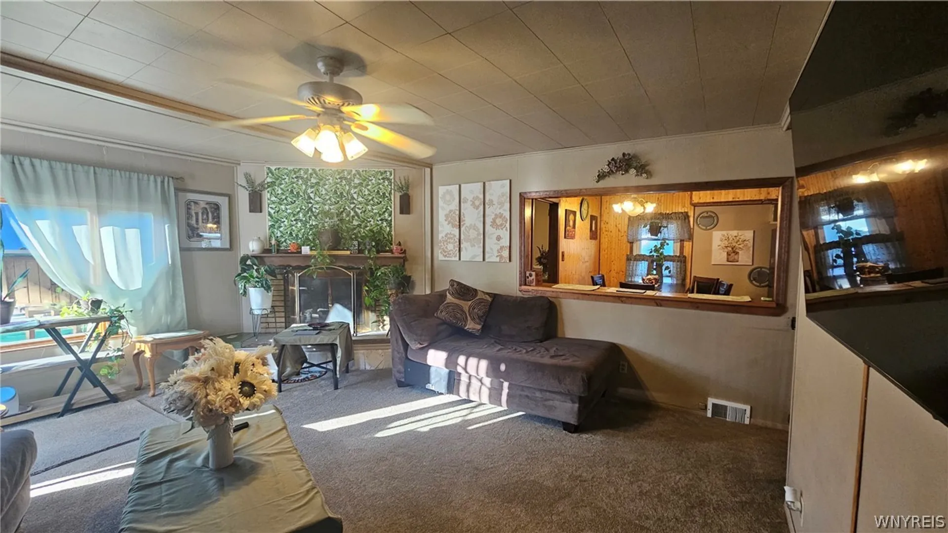 Property at 8150 W Rivershore Drive, Niagara Falls, NY 14304 18