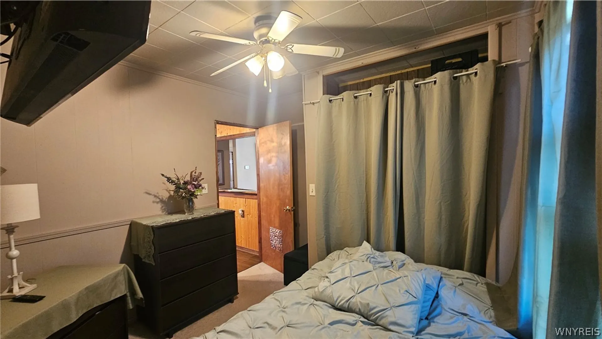 Property at 8150 W Rivershore Drive, Niagara Falls, NY 14304 22