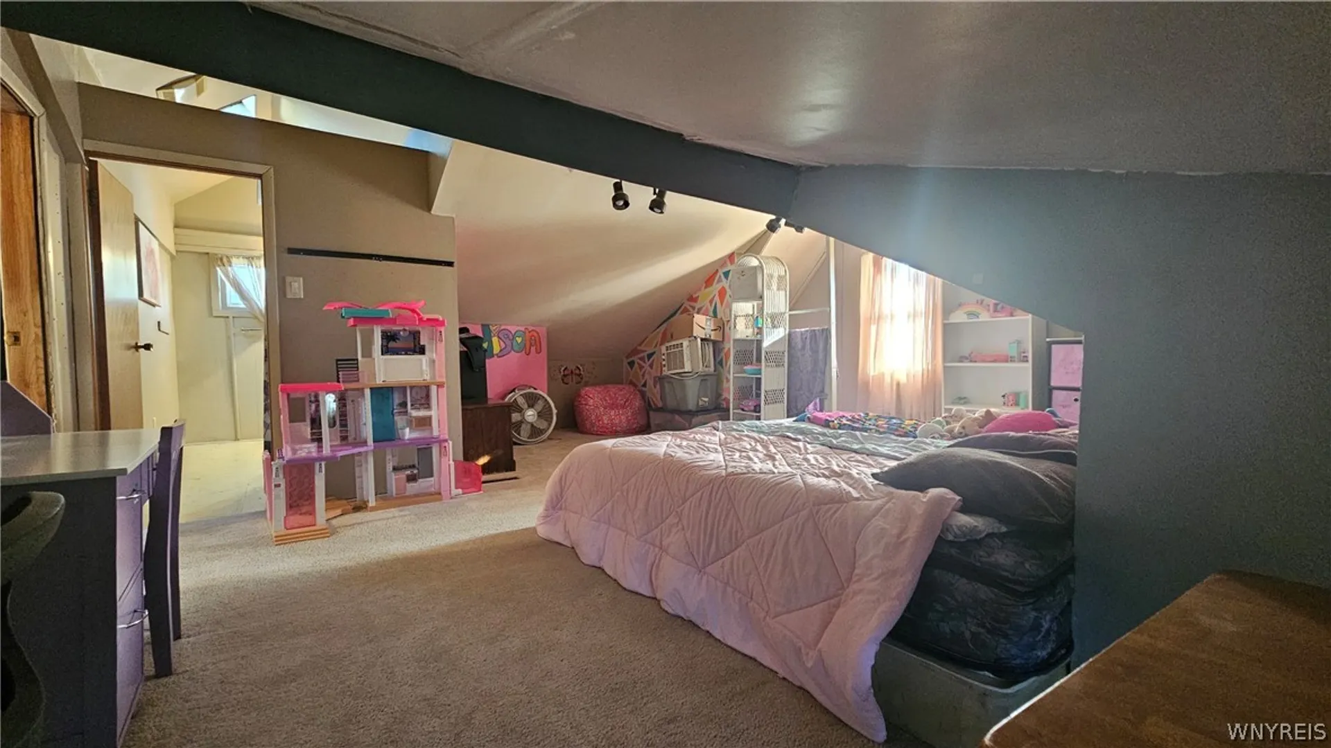 Property at 8150 W Rivershore Drive, Niagara Falls, NY 14304 26