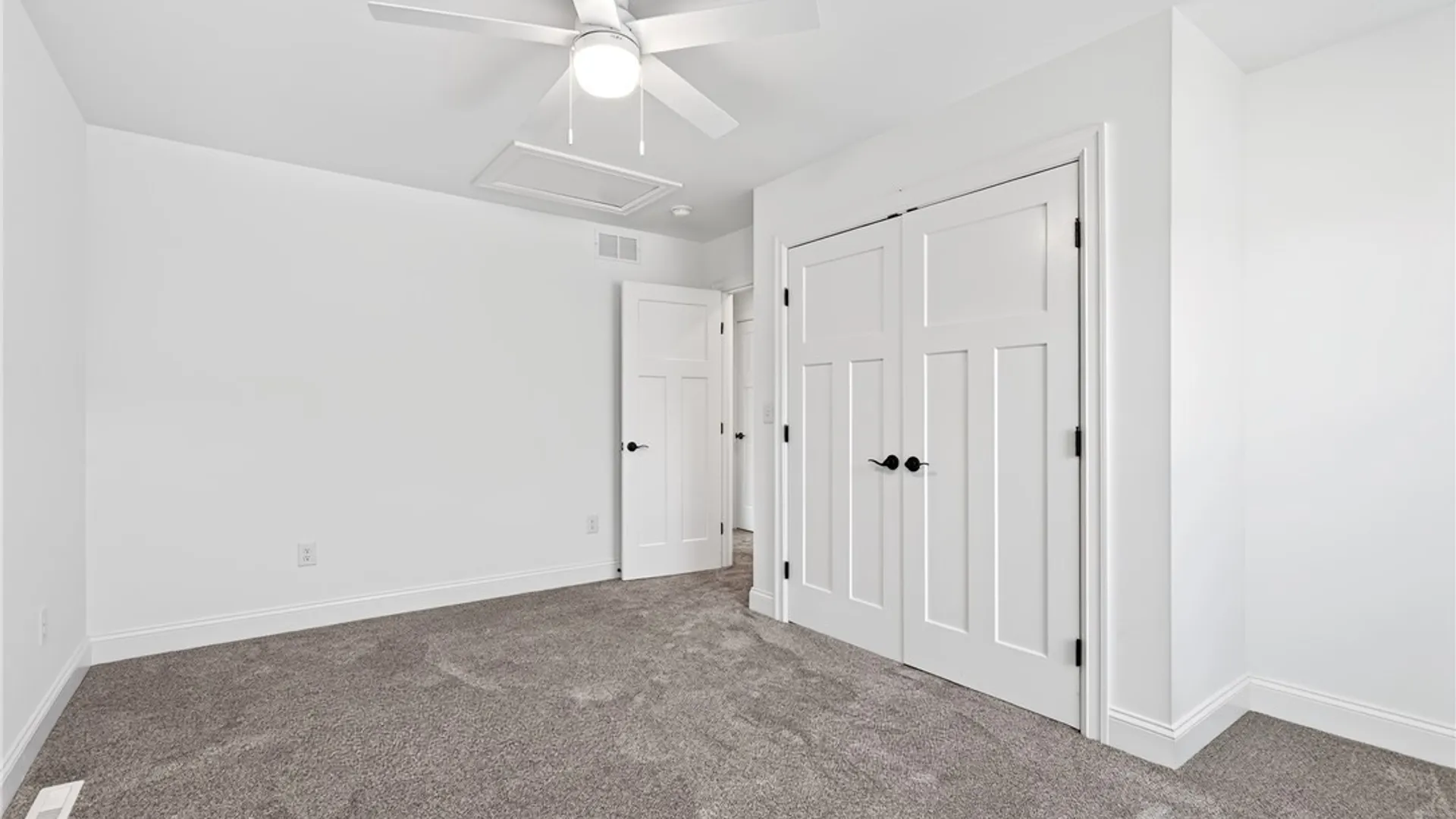 Property at 27 Veronica Drive, West Seneca, NY 14224 33