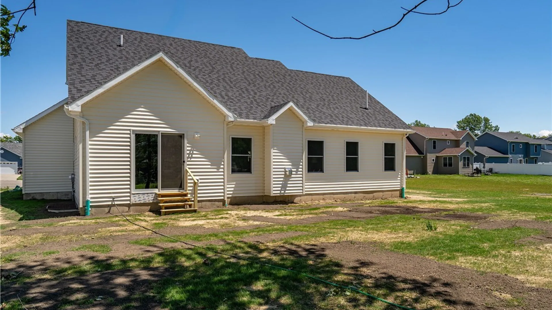 Property at 27 Veronica Drive, West Seneca, NY 14224 43