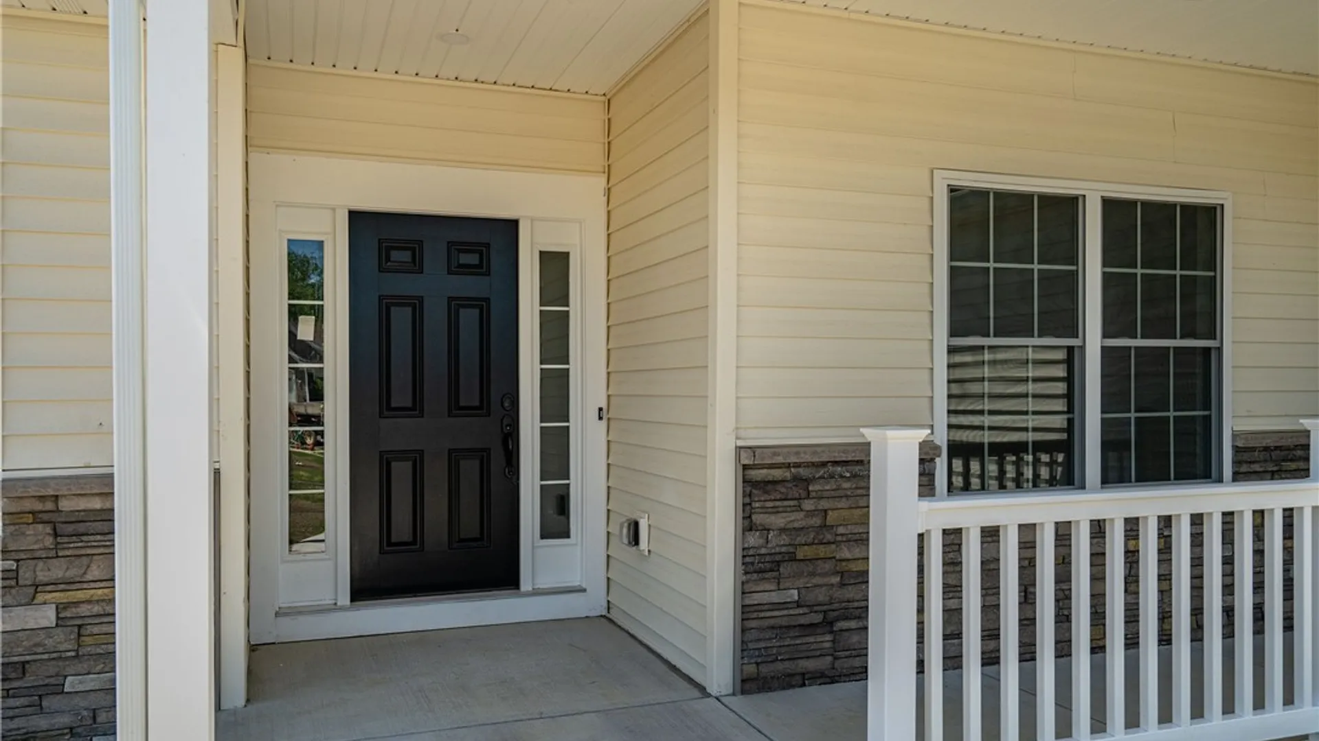 Property at 27 Veronica Drive, West Seneca, NY 14224 3