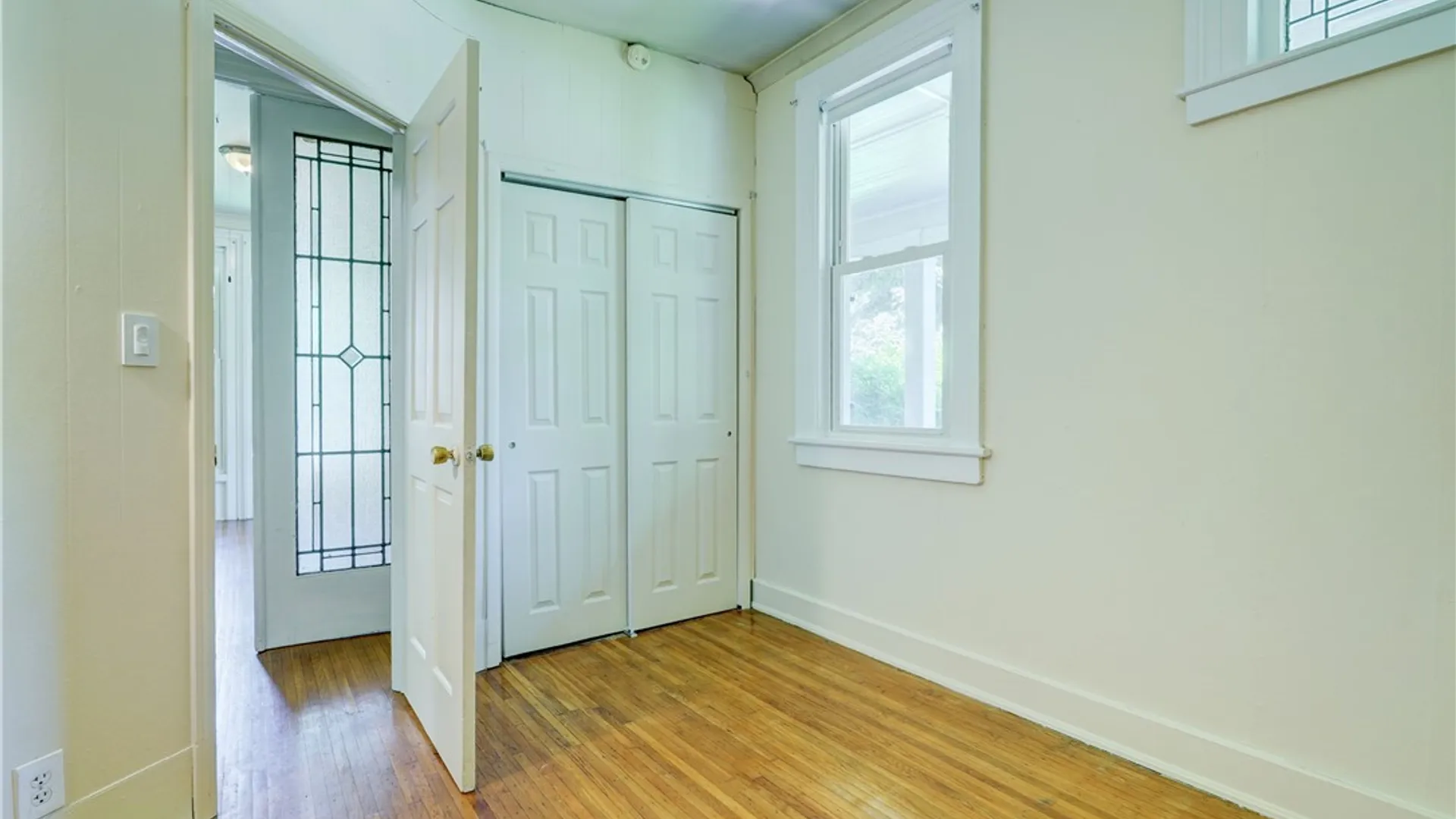 Property at 14 Vick Park A, Rochester, NY 14607 12