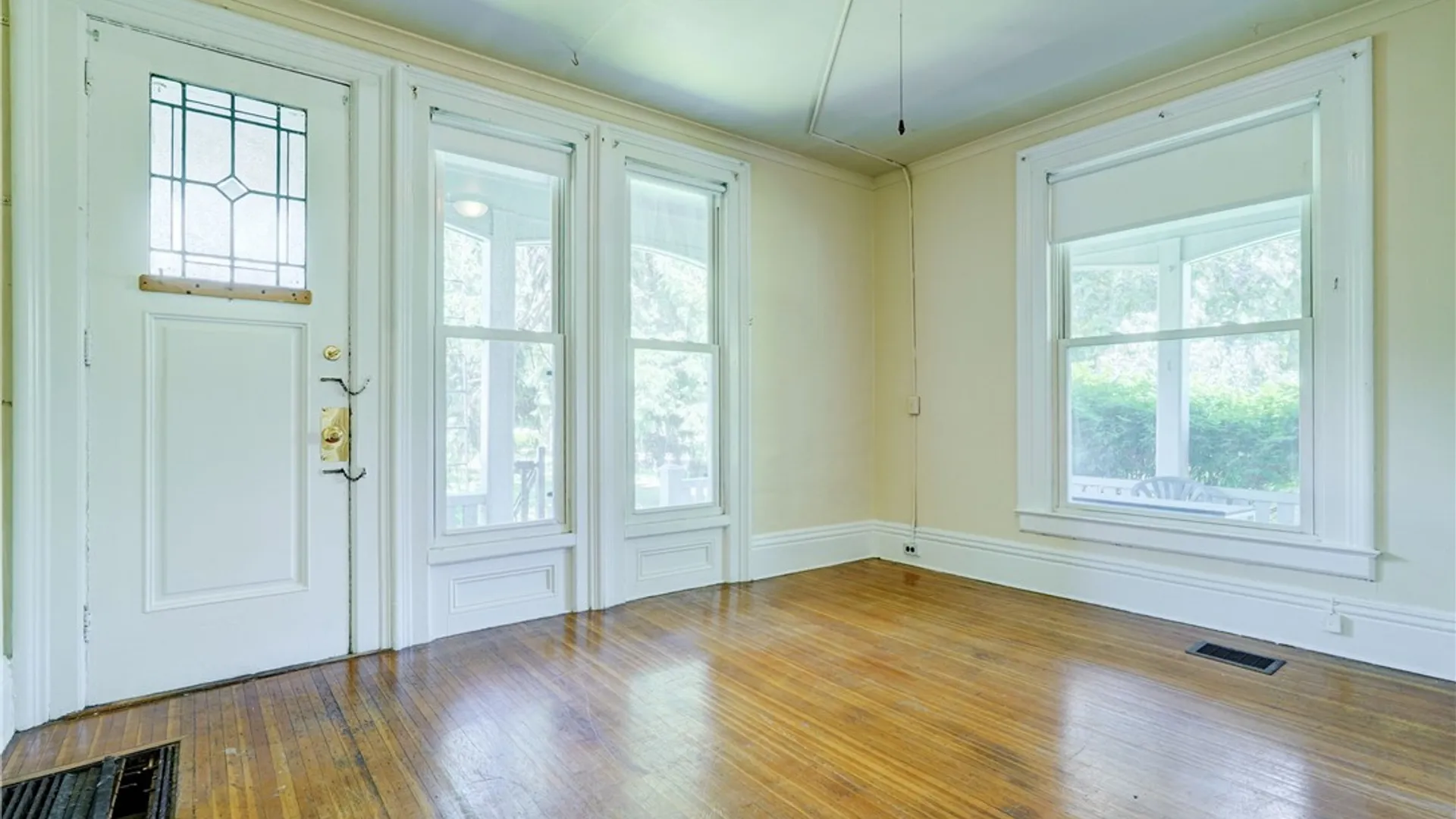 Property at 14 Vick Park A, Rochester, NY 14607 13