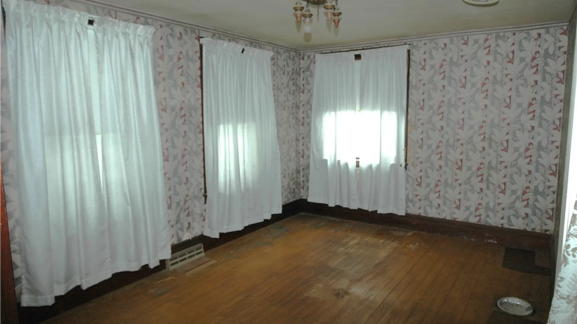 Property at 427 S Jackson Street, Batavia City, NY 14020 11