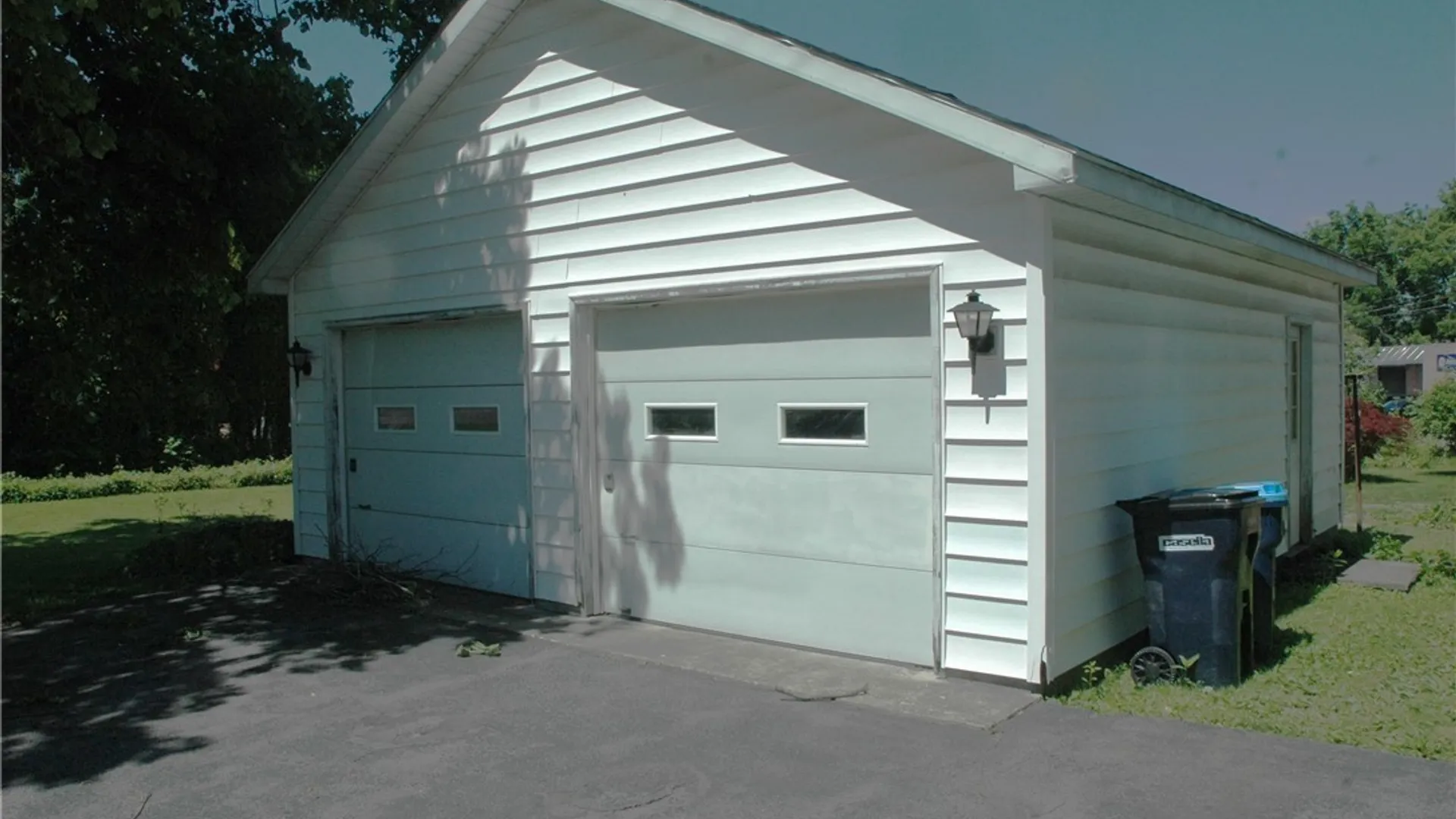 Property at 427 S Jackson Street, Batavia City, NY 14020 3