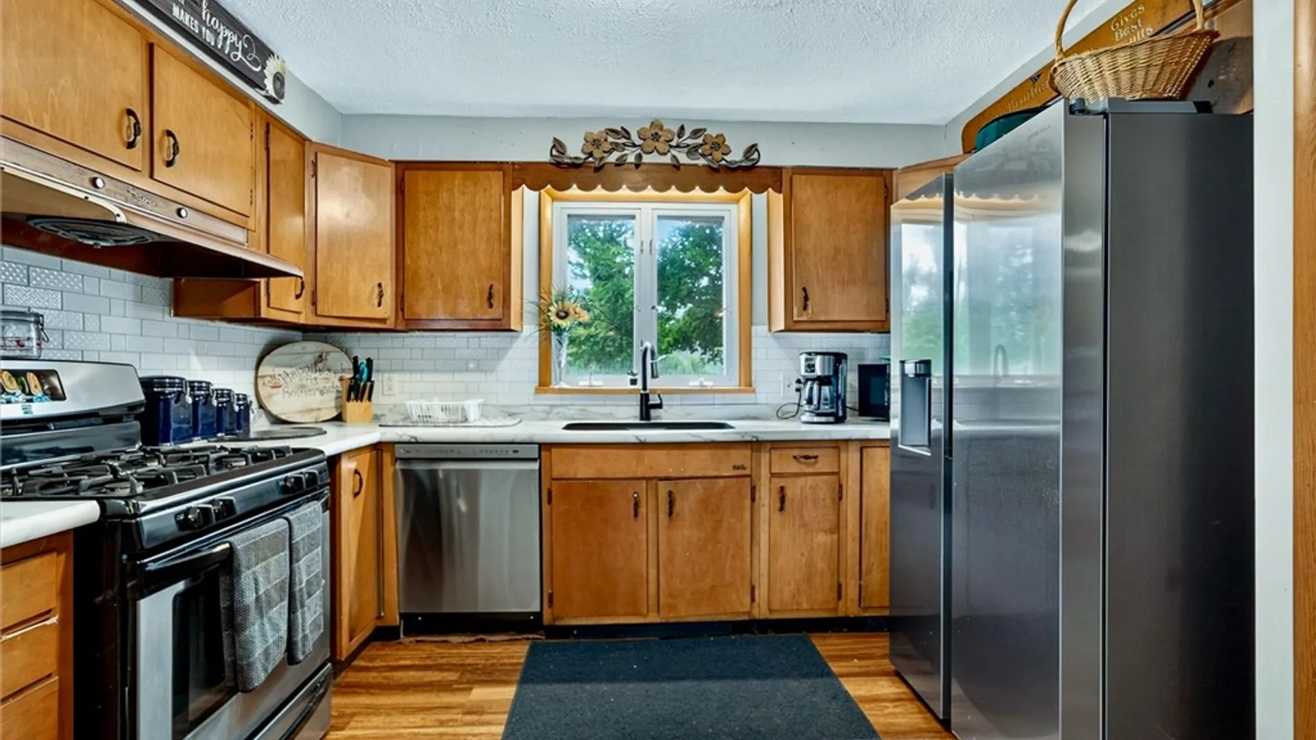 Property at 736 Paul Road, Chili, NY 14624 8