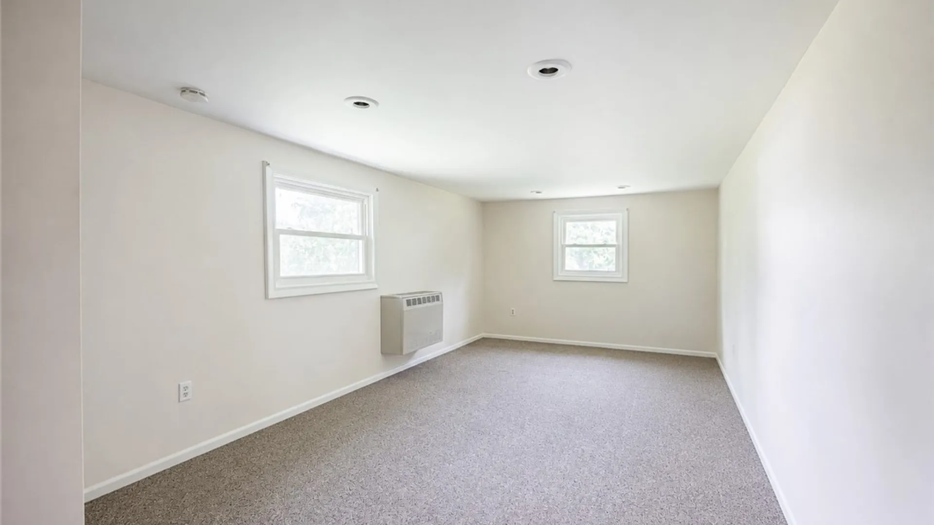 Property at 87 Manordale Lane, Henrietta, NY 14623 17