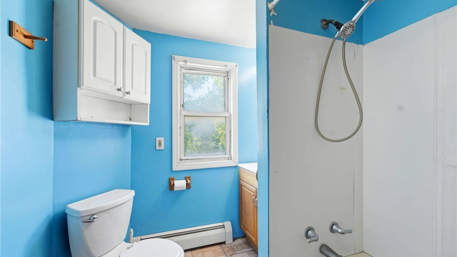 Property at 210 Oliver Street, North Tonawanda, NY 14120 16