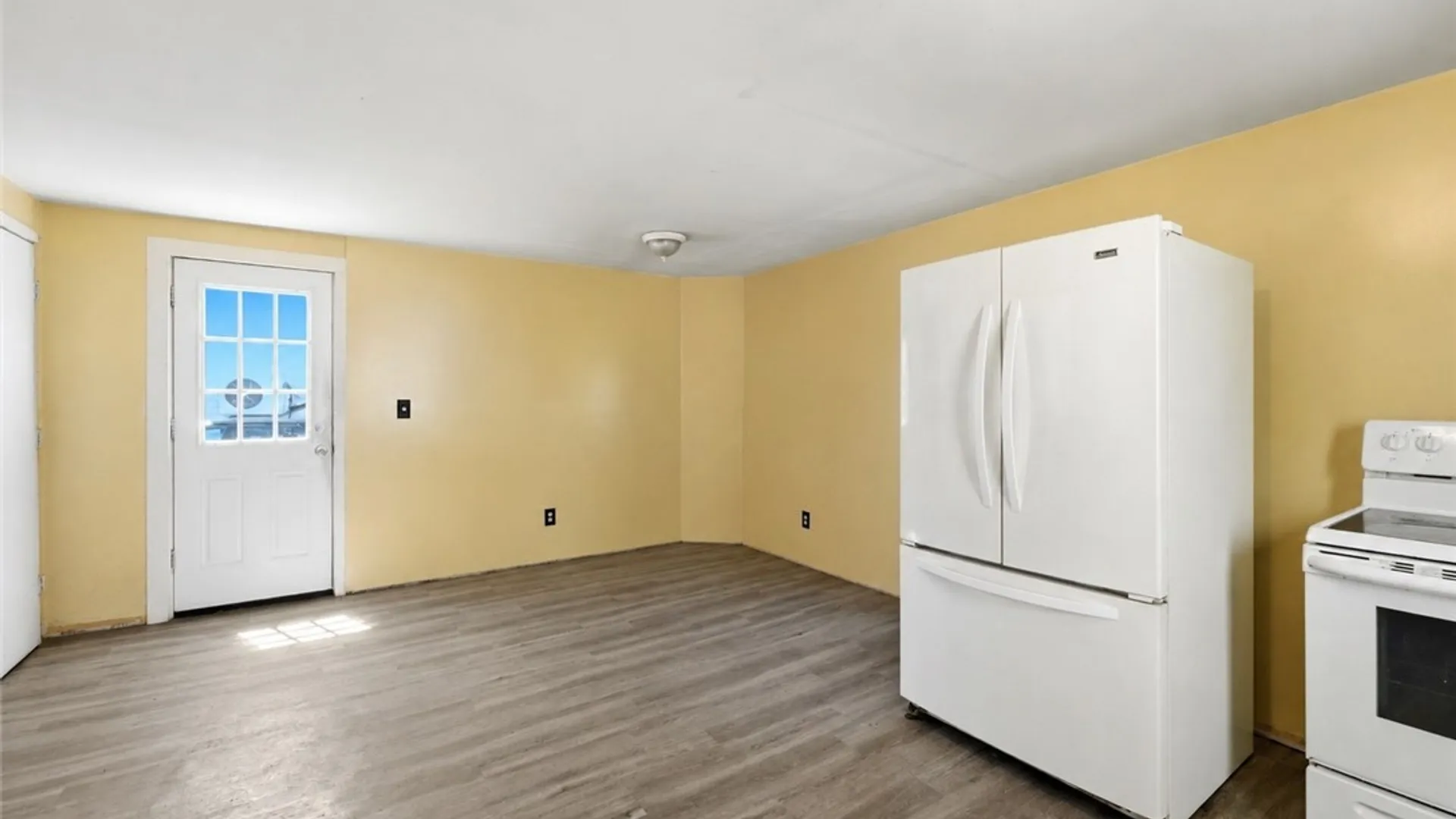 Property at 210 Oliver Street, North Tonawanda, NY 14120 11