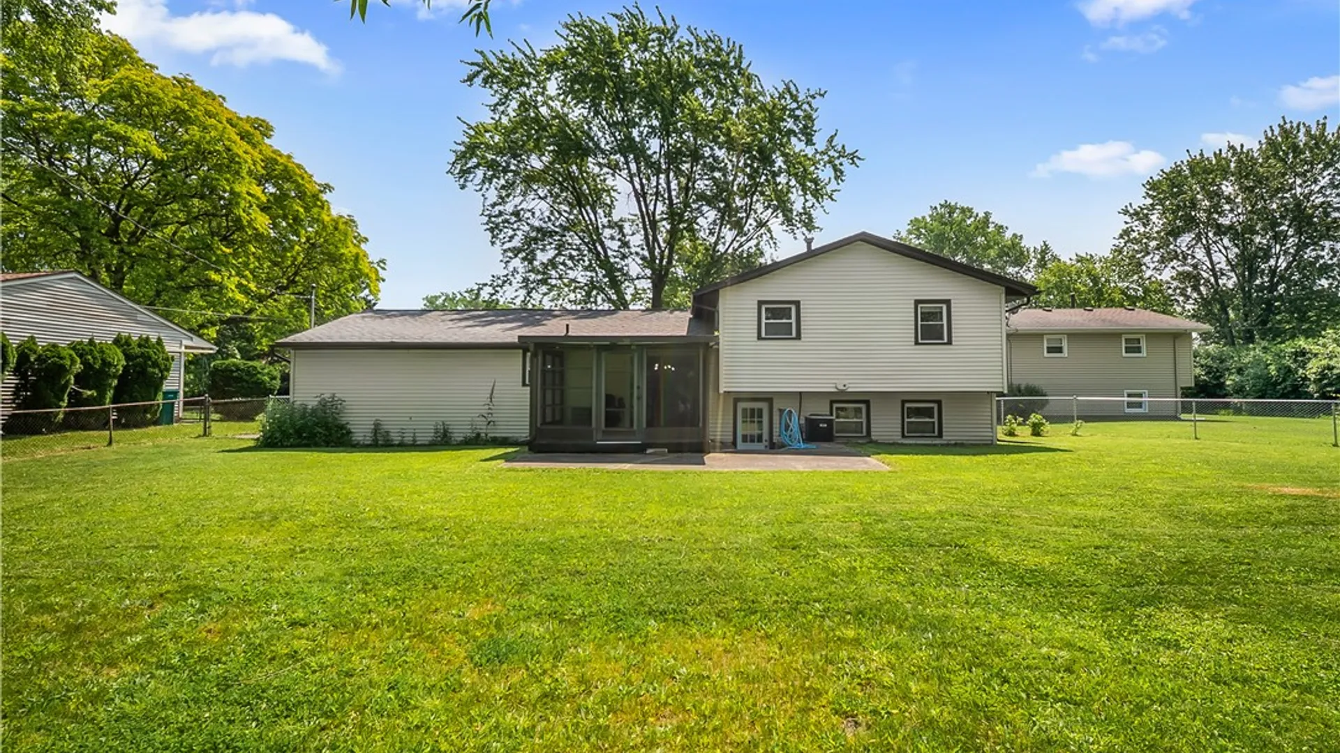 Property at 25 Green Ivy Circle, Henrietta, NY 14623 25