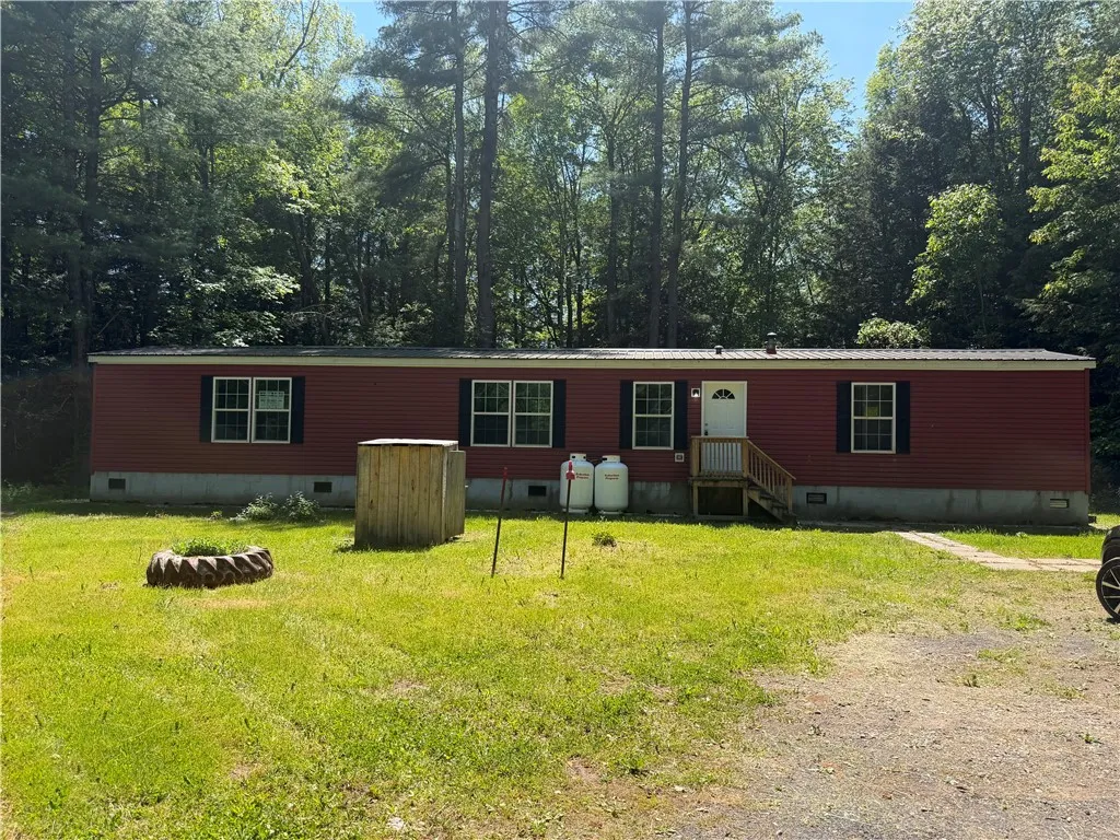Property at 40 Cusson Drive, West Monroe, NY 13167