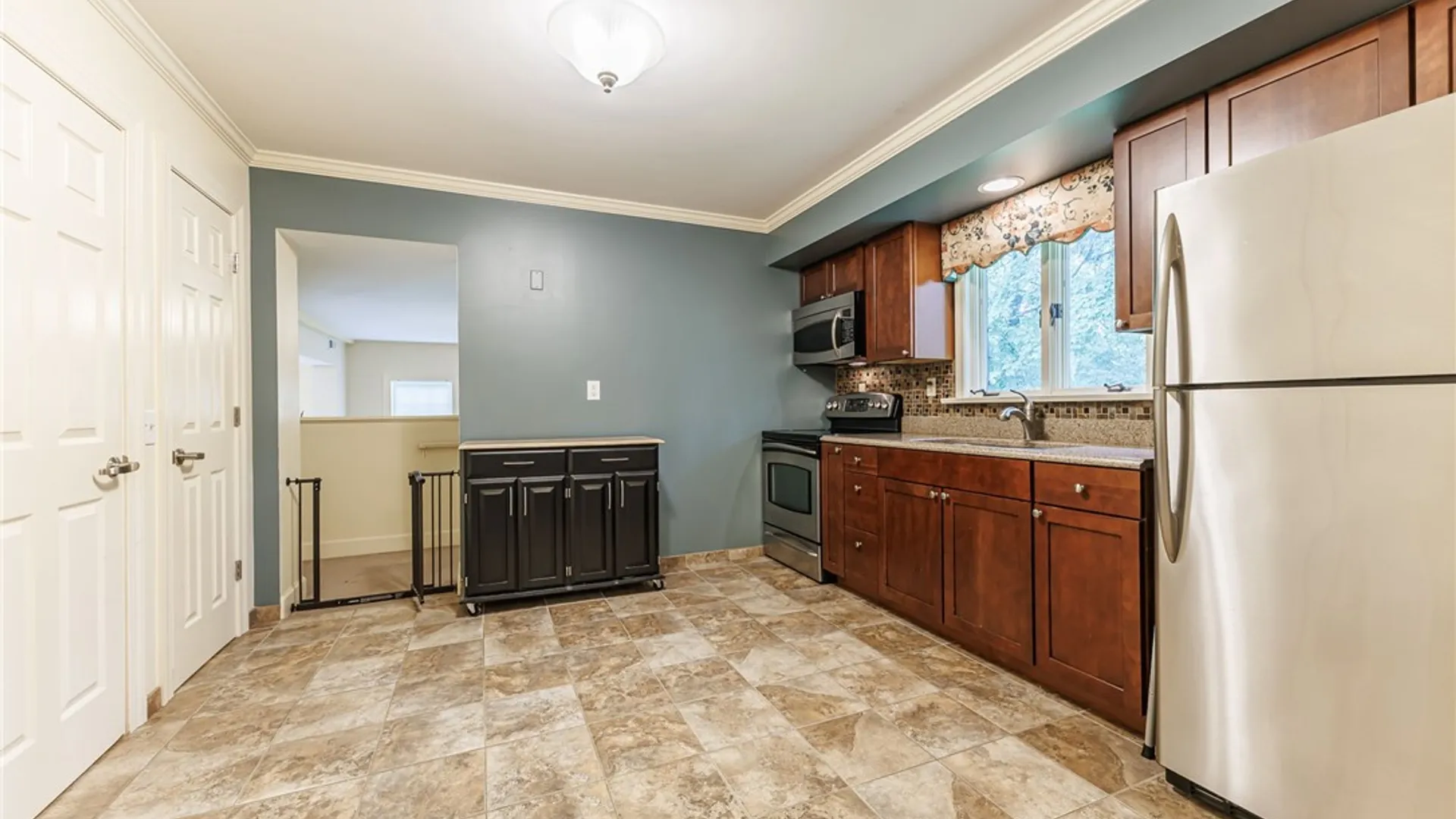 Property at 1525 Elmwood Avenue, Brighton, NY 14620 9