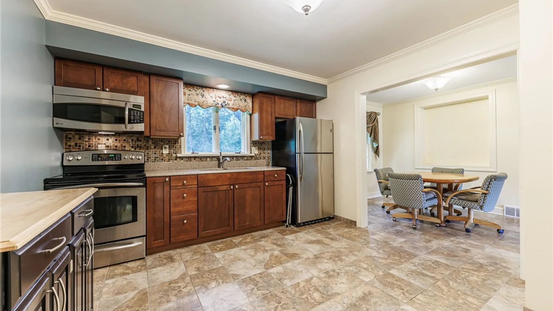 Property at 1525 Elmwood Avenue, Brighton, NY 14620 10