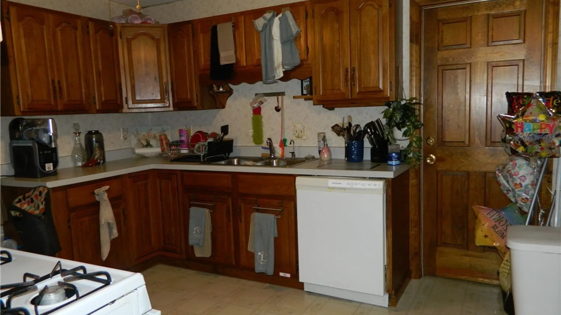 Property at 131 Burch Avenue, West Seneca, NY 14210 6