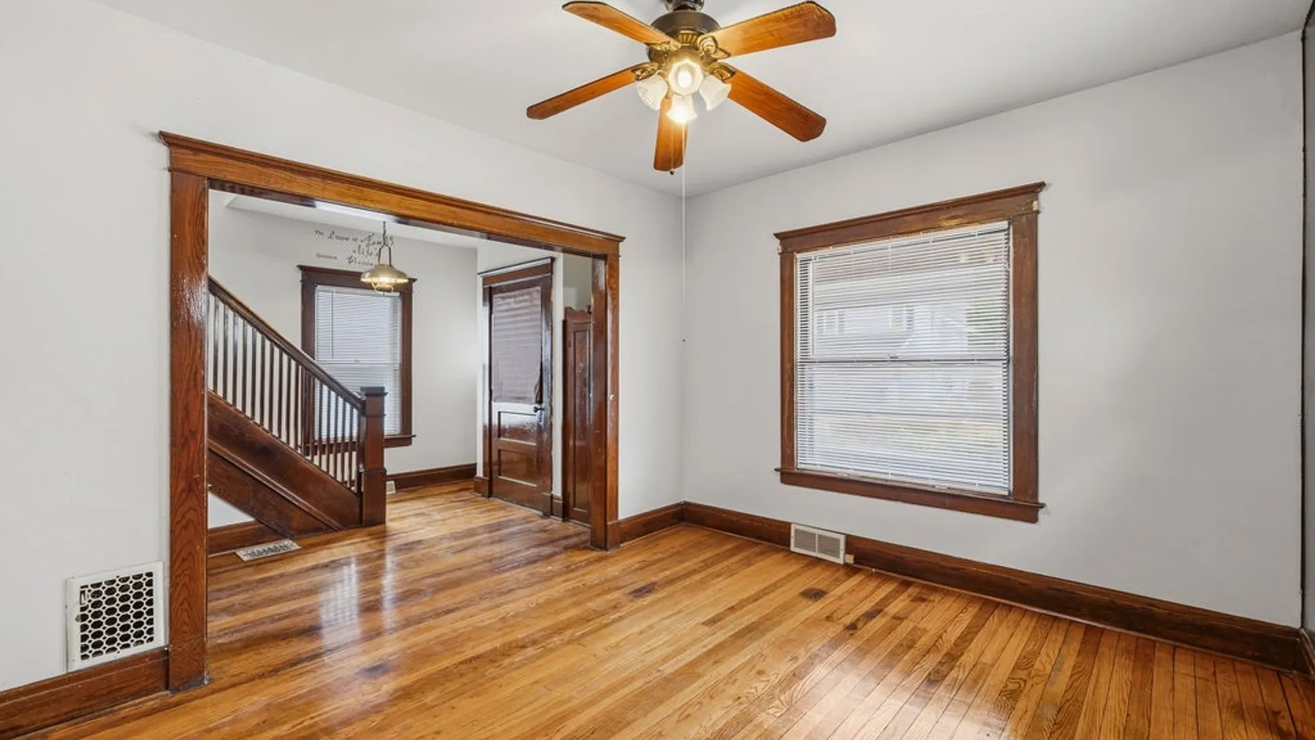 Property at 1343 Kenmore Ave, Tonawanda, NY 14217 5