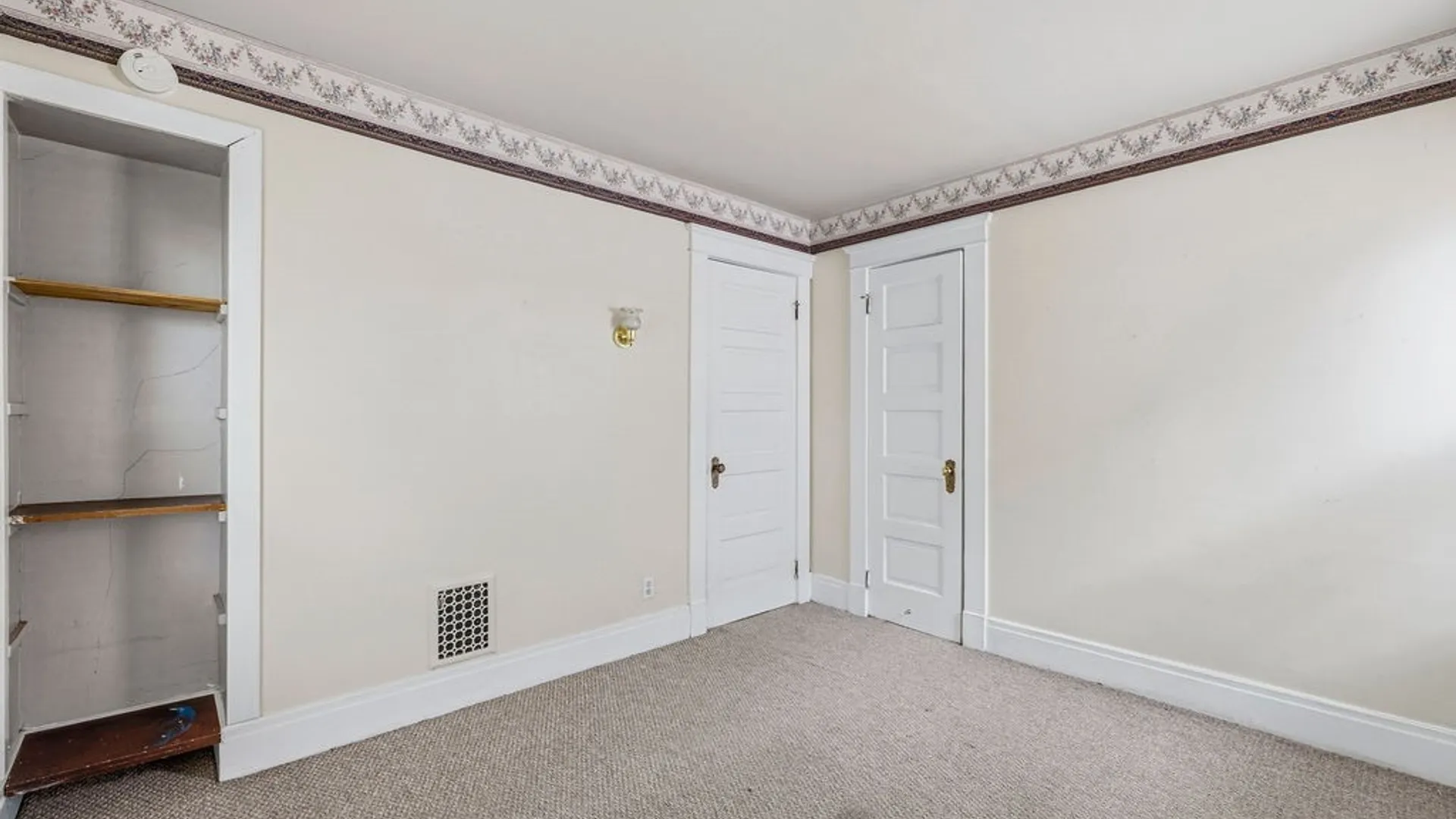 Property at 1343 Kenmore Ave, Tonawanda, NY 14217 18