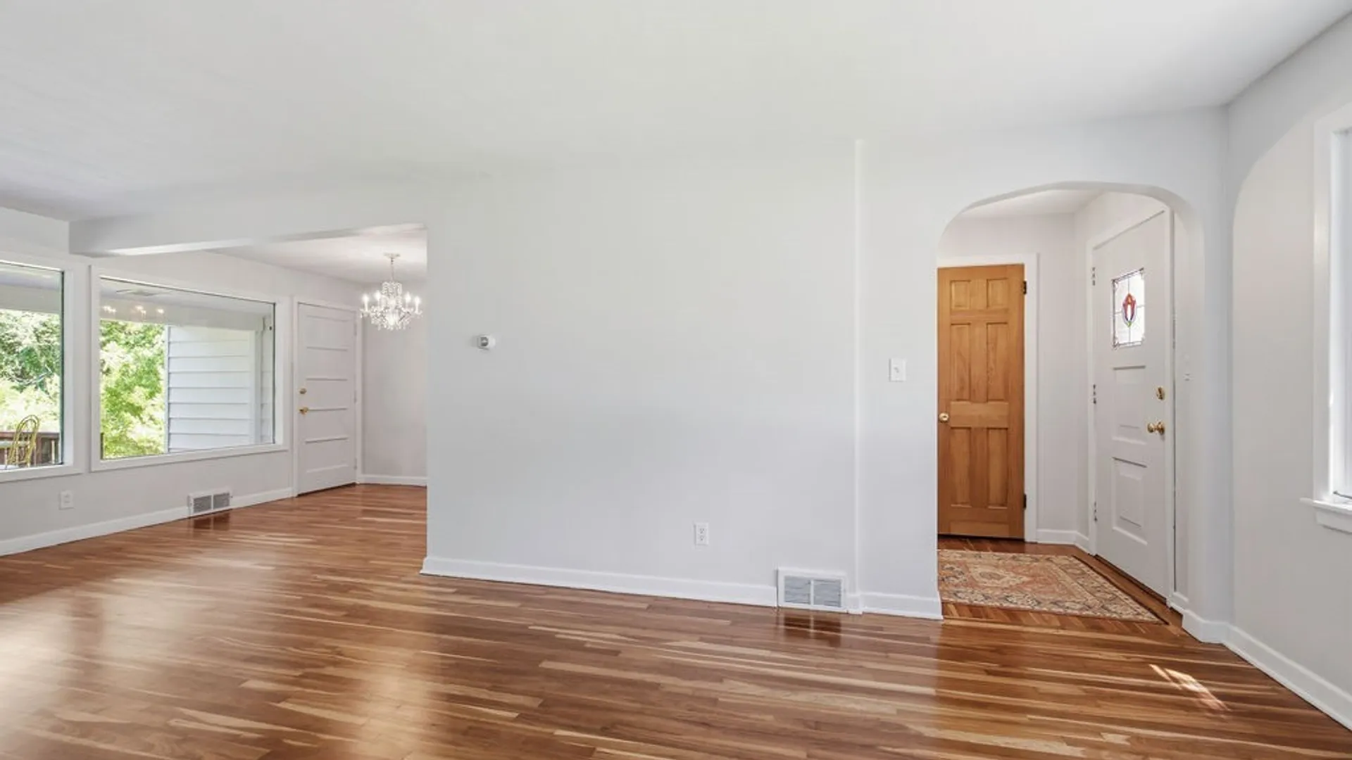Property at 424 Winkworth Parkway, Syracuse, NY 13215 10