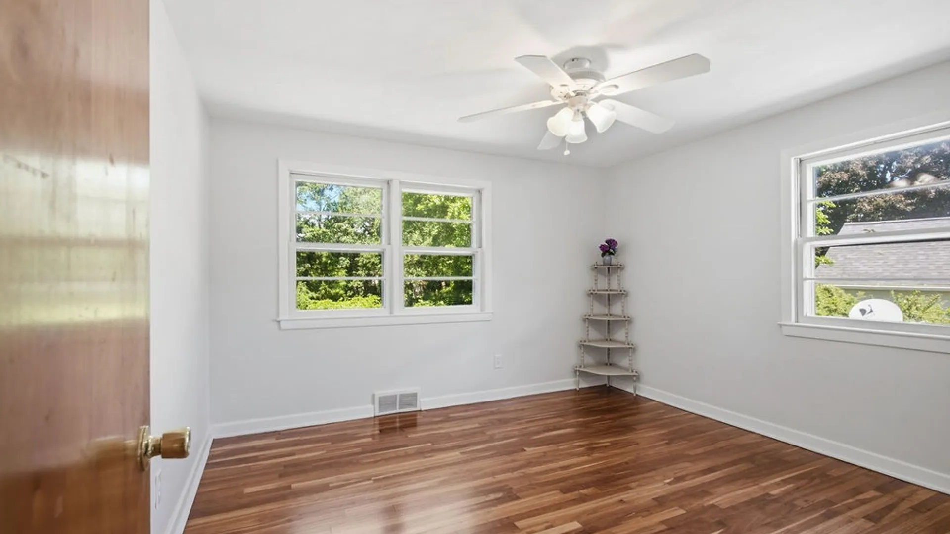 Property at 424 Winkworth Parkway, Syracuse, NY 13215 29