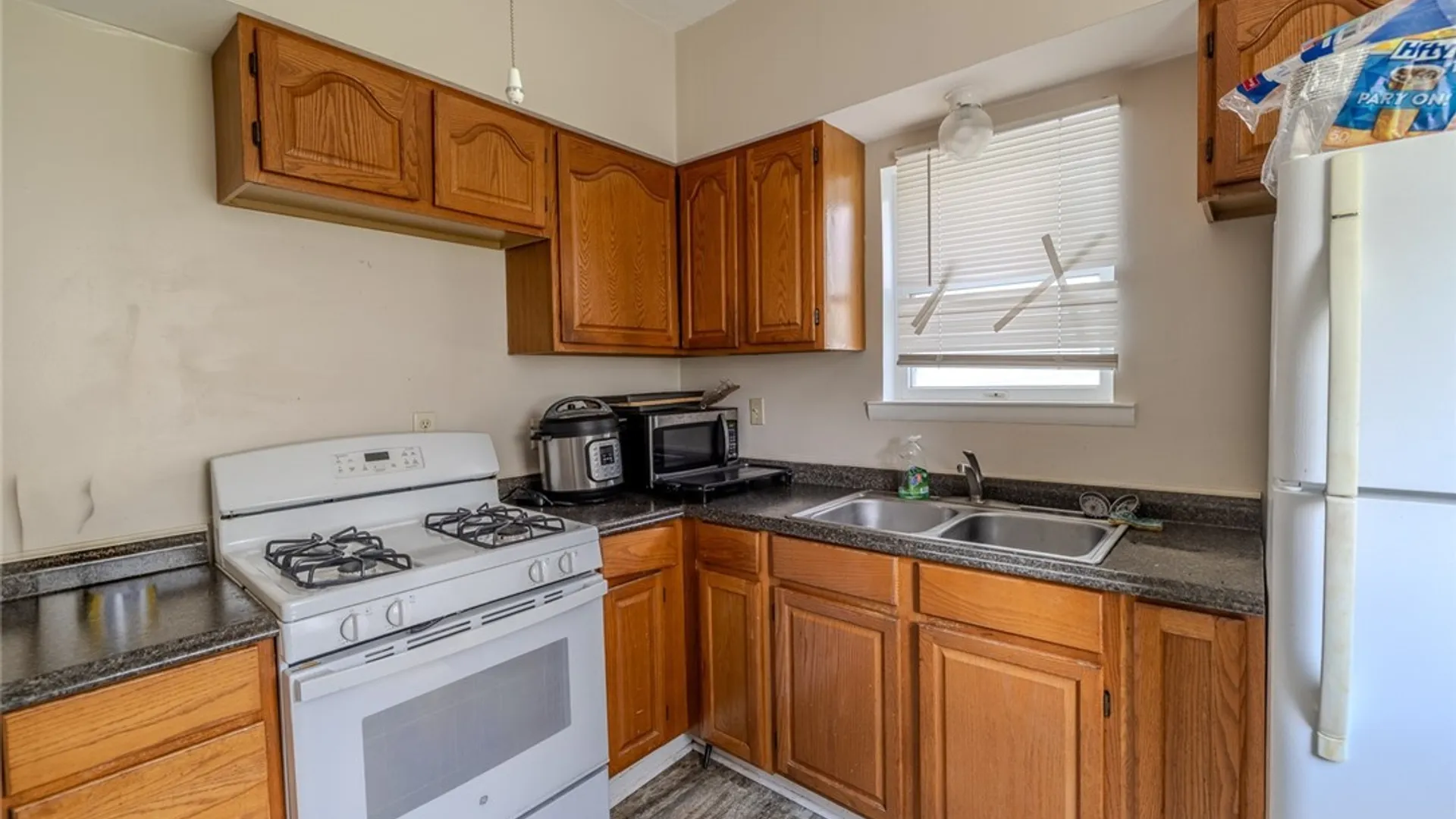 Property at 1406 Butternut Street, Syracuse, NY 13208 36