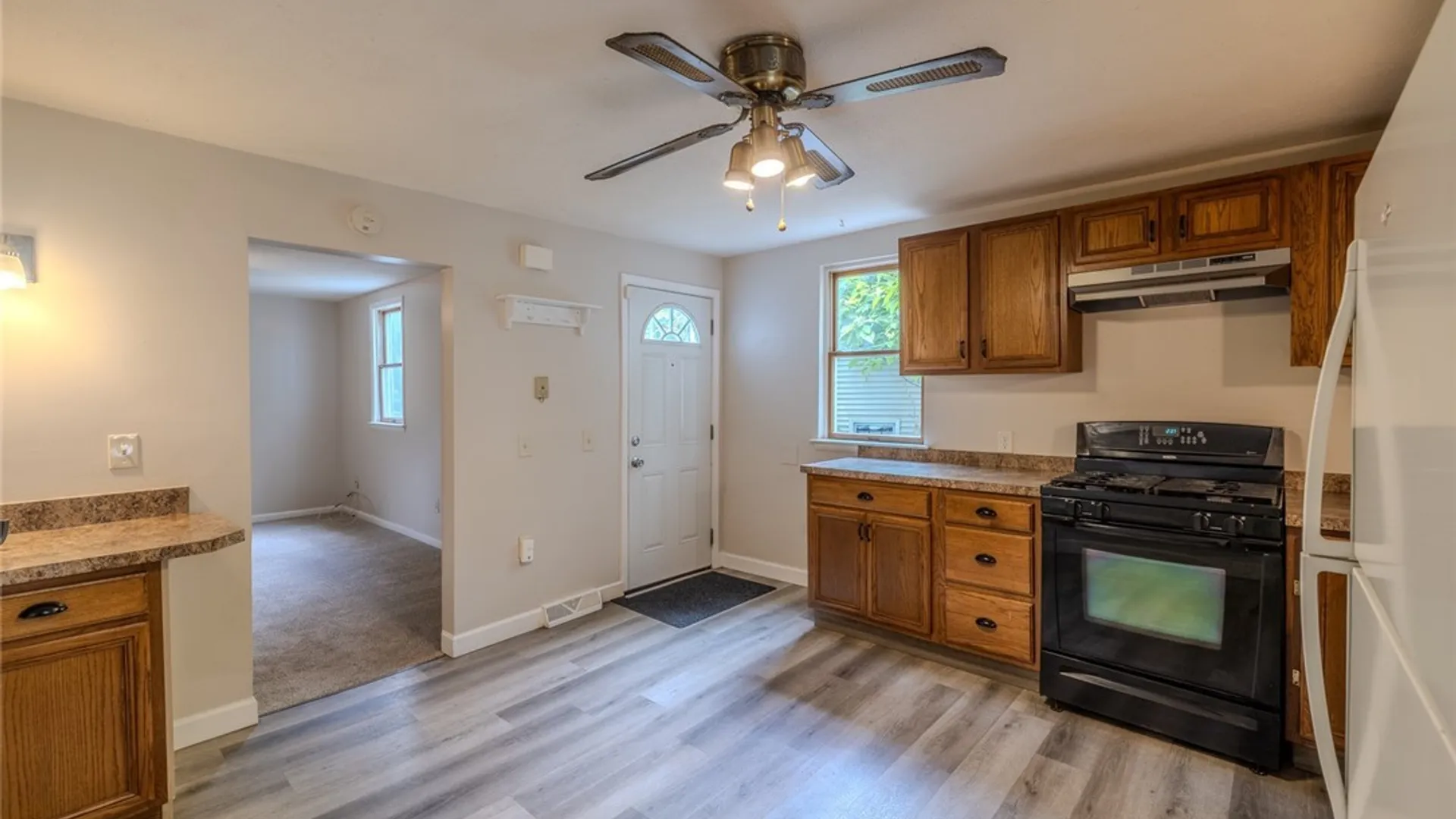Property at 1406 Butternut Street, Syracuse, NY 13208 4