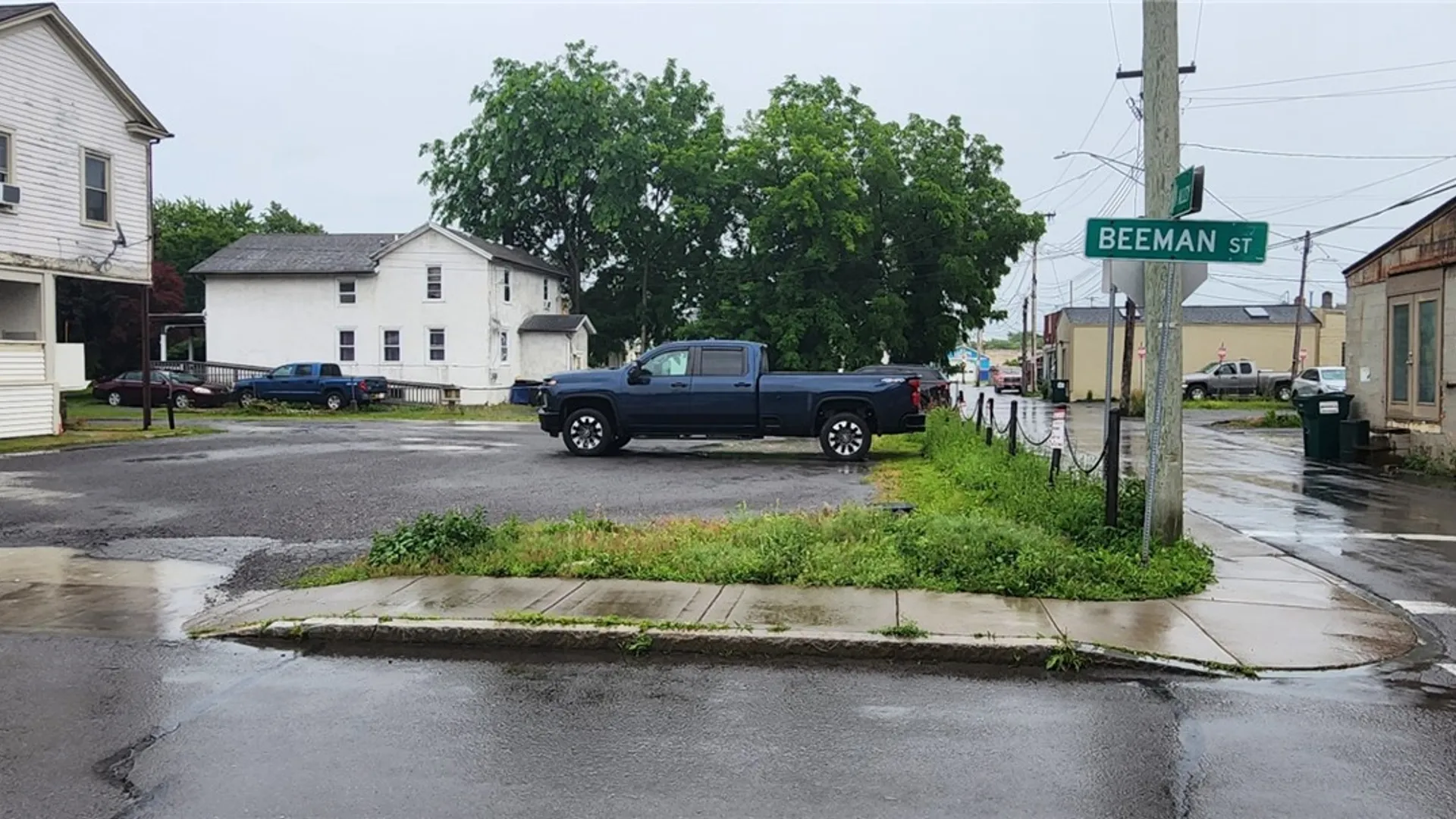 Property at 198 Center Street, Canandaigua City, NY 14425 3