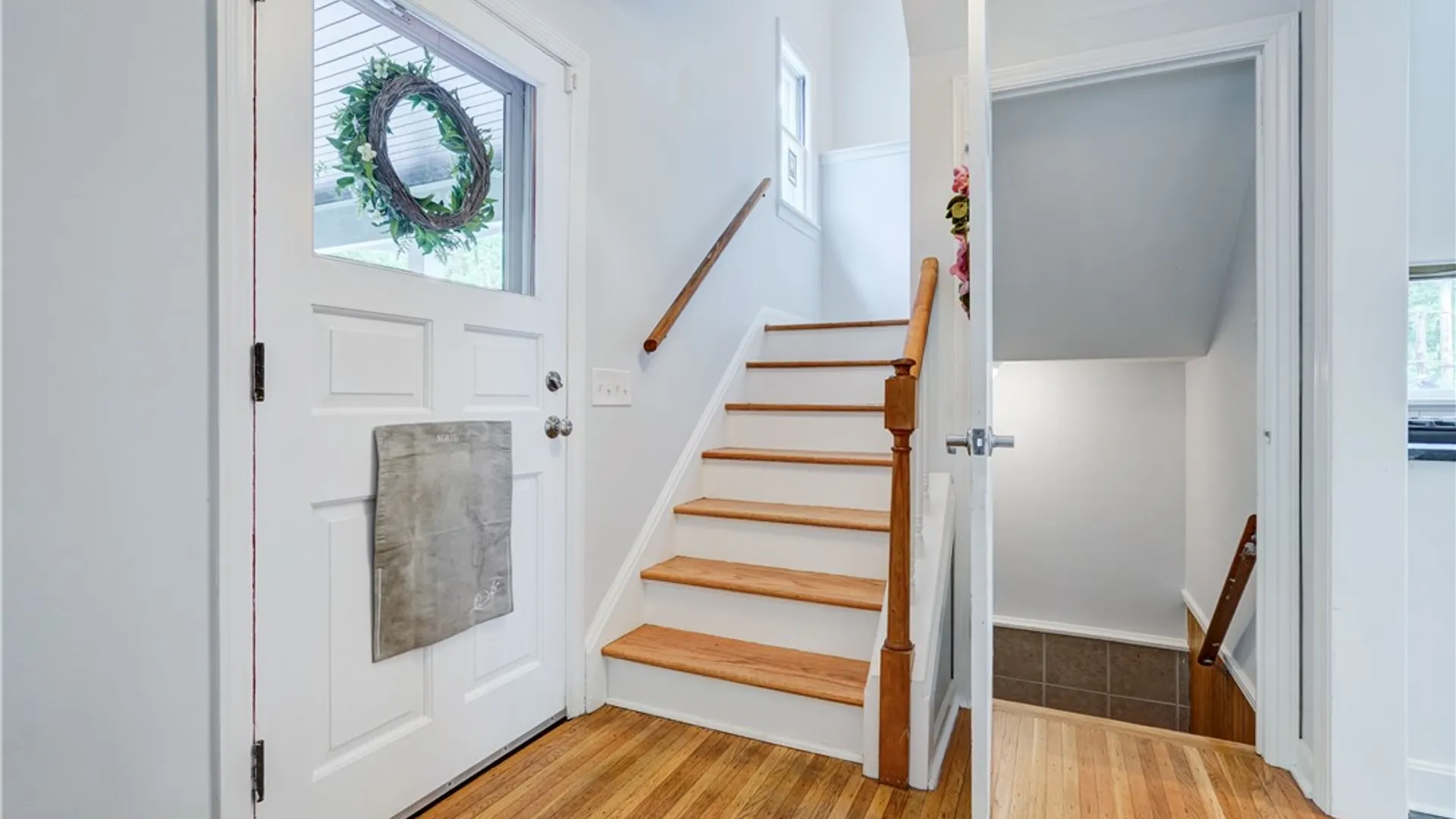 Property at 17 W Jefferson Road, Pittsford, NY 14534 14