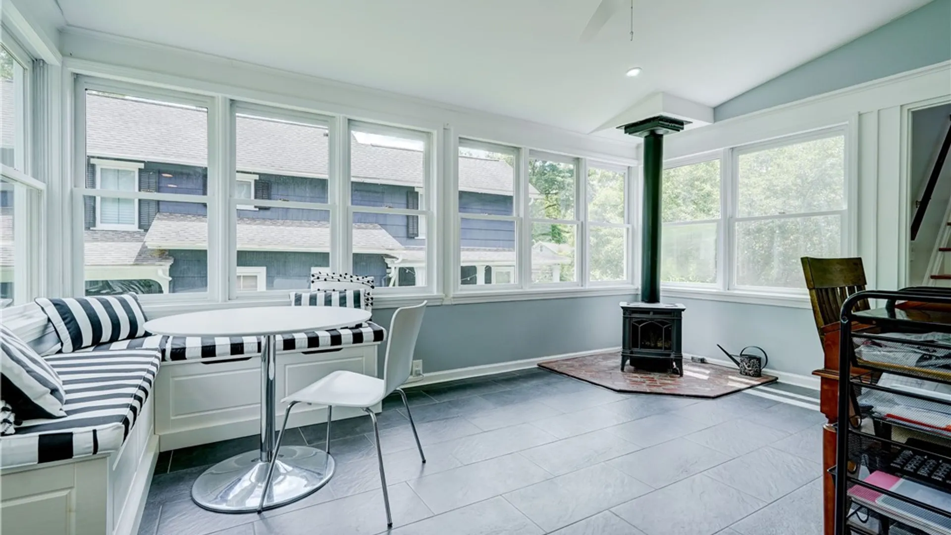 Property at 17 W Jefferson Road, Pittsford, NY 14534 21