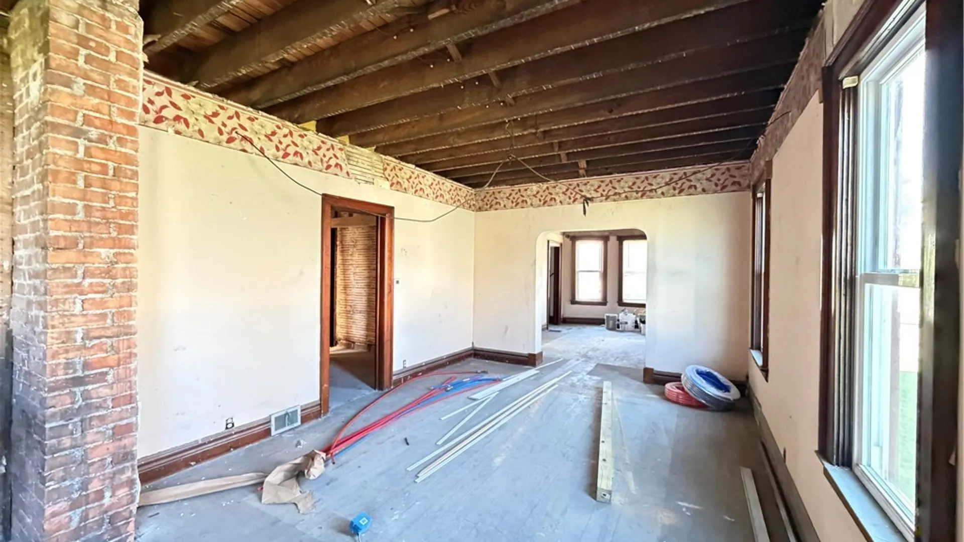 Property at 155 Oconnell Avenue, Buffalo, NY 14204 10