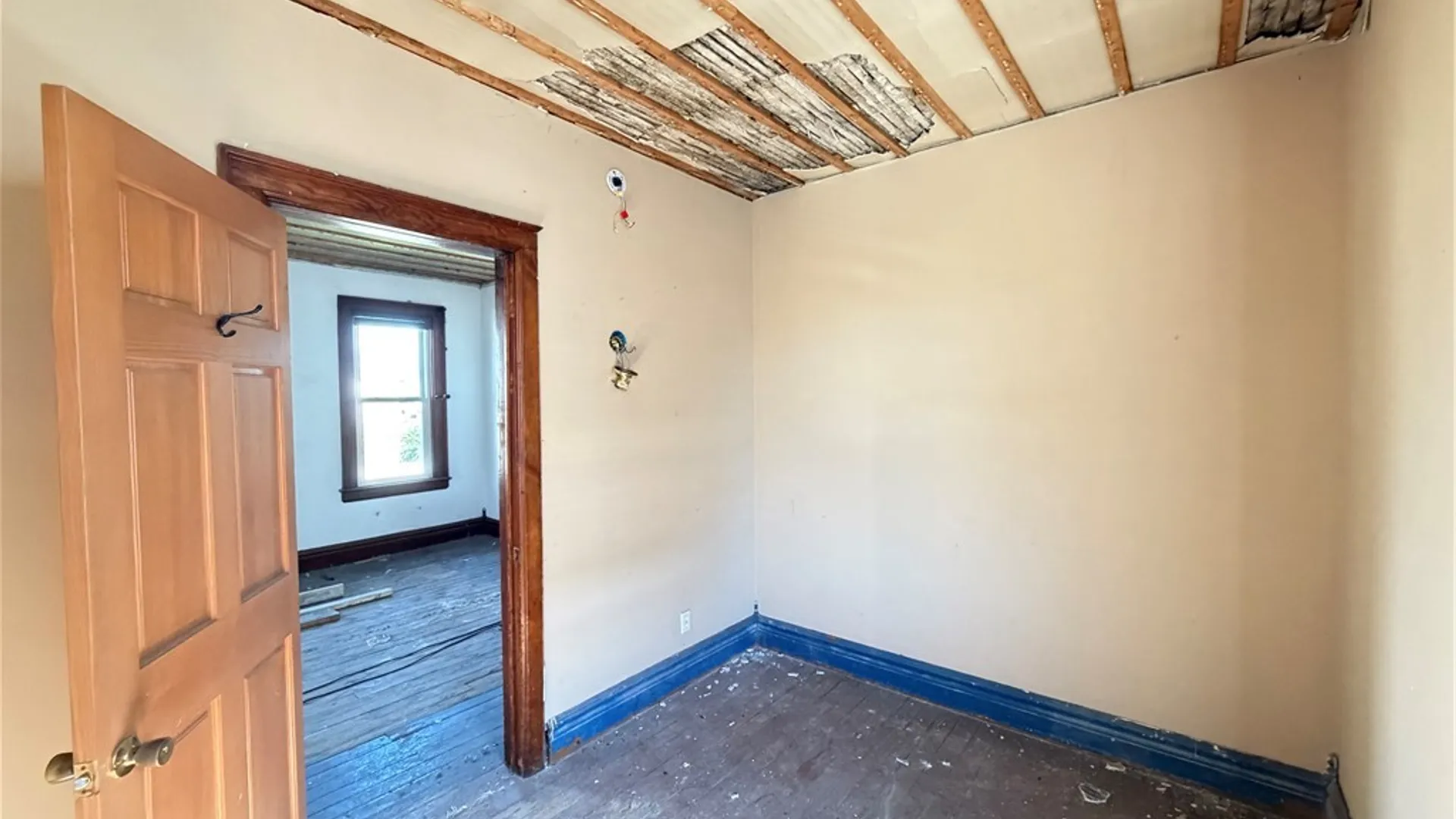 Property at 155 Oconnell Avenue, Buffalo, NY 14204 41