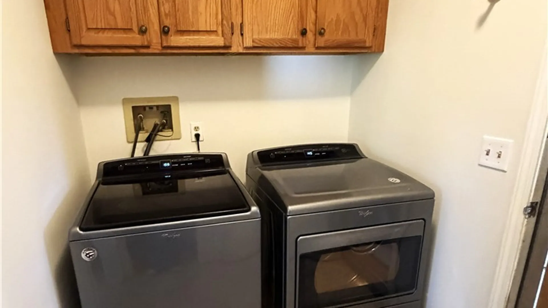 Property at 47 Greenwood Park, Pittsford, NY 14534 12