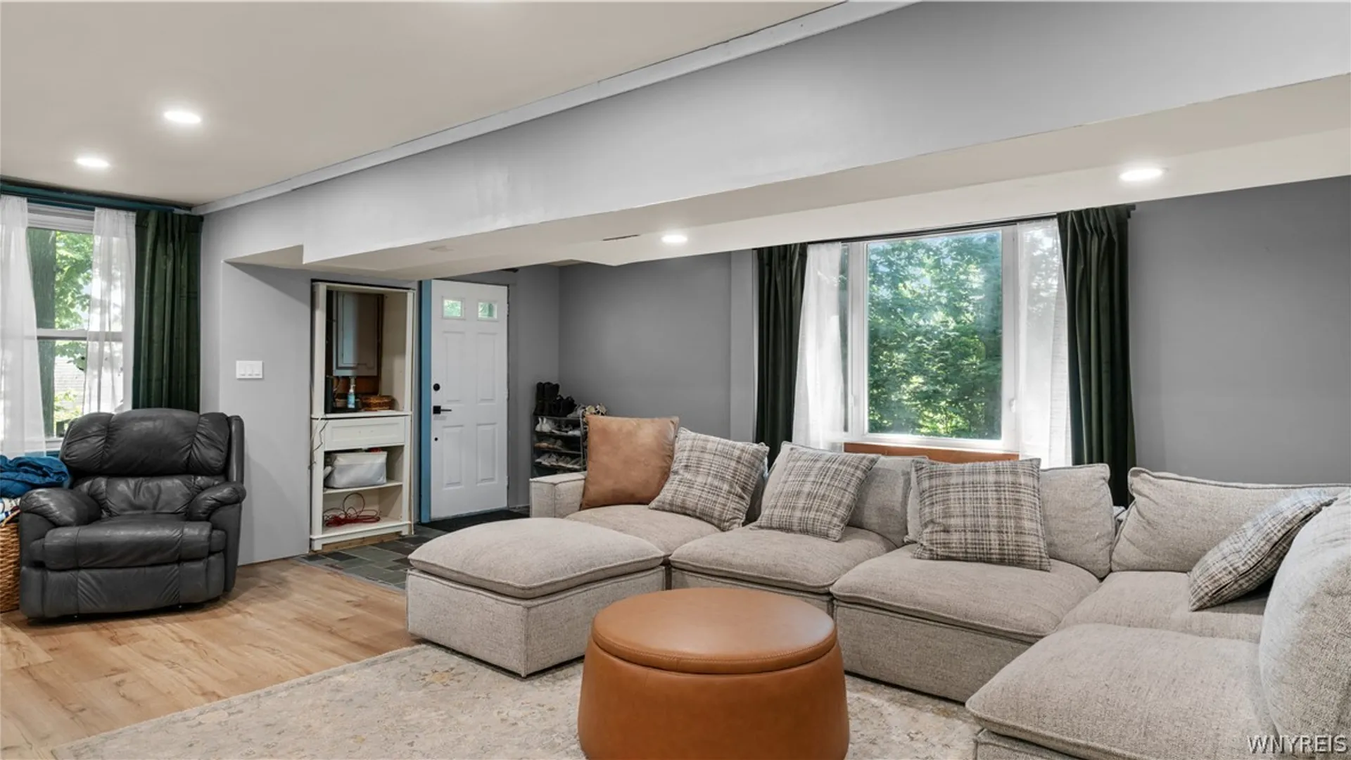 Property at 7075 S Abbott Road, Boston, NY 14075 9