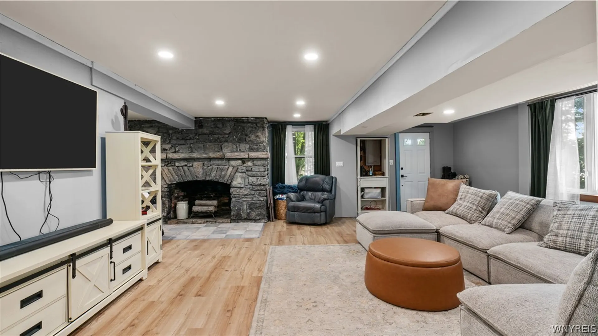 Property at 7075 S Abbott Road, Boston, NY 14075 10