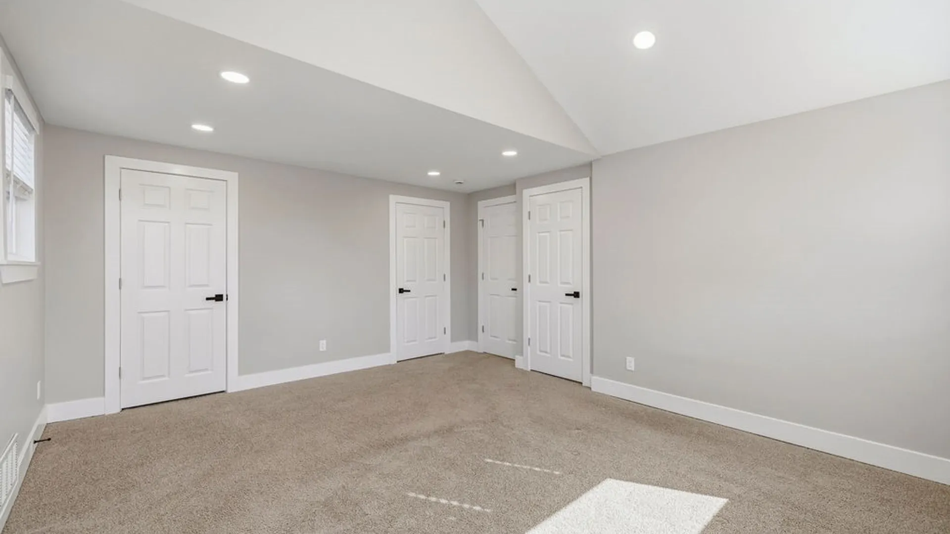 Property at 1169 La Salle Avenue, Grand Island, NY 14072 21