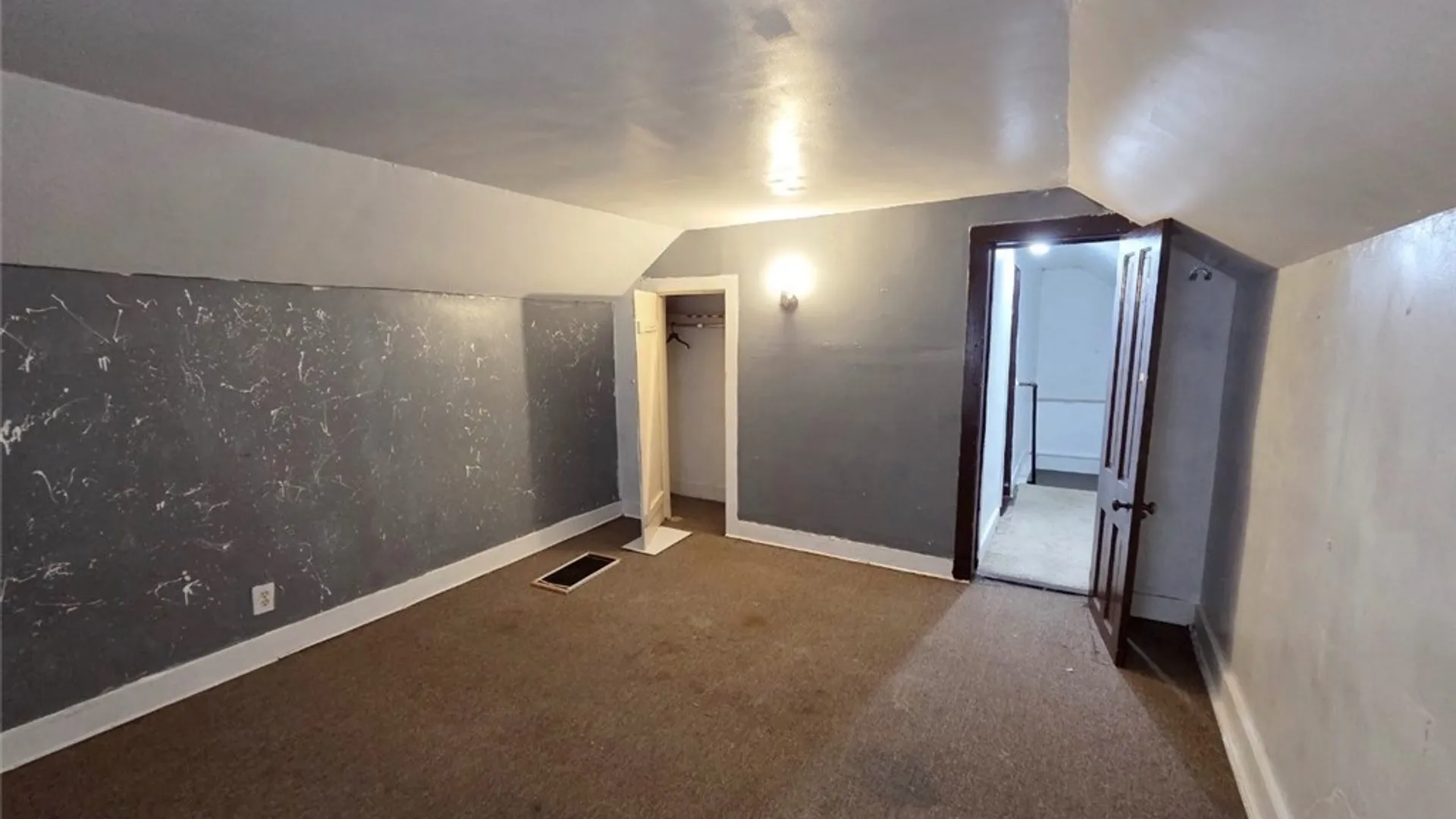 Property at 38 Johnson Street, Buffalo, NY 14212 10